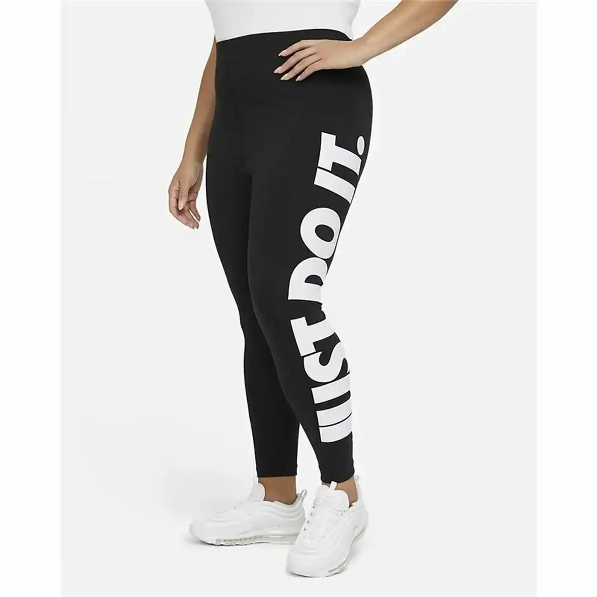 Pantalons nike sportswear essential noir femme_2263. DIAYTAR COTE D'IVOIRE - Votre Destination Shopping Inspirante. Explorez notre catalogue pour trouver des articles qui stimulent votre créativité et votre style de vie.