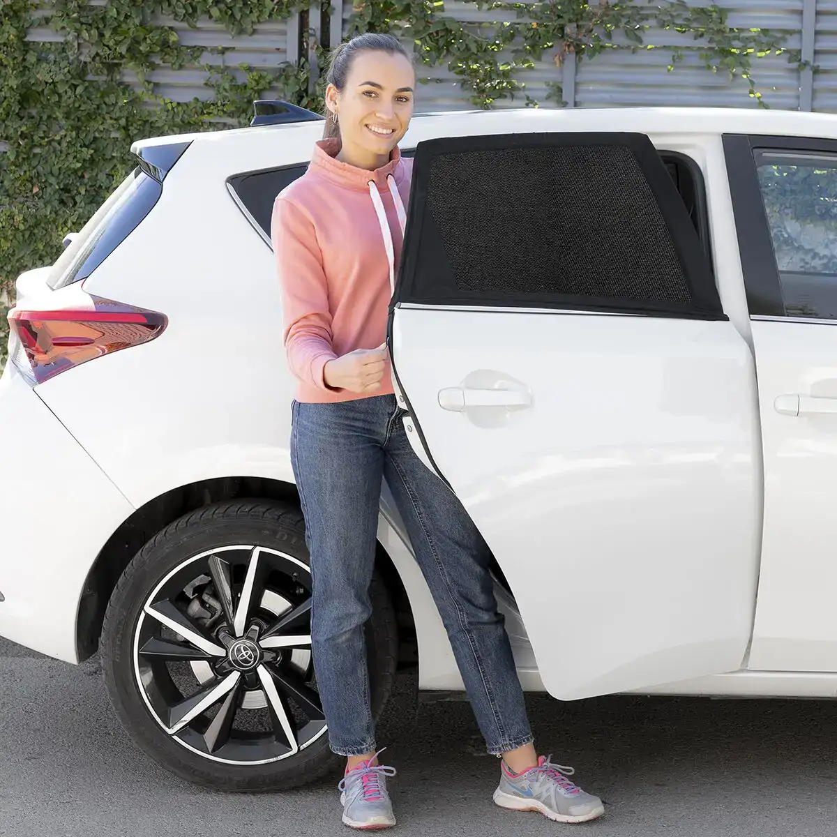 Parasol de voiture en maille uvlock innovagoods pack de 2 unites_5502. Entrez dans l'Univers de DIAYTAR COTE D'IVOIRE - Où Chaque Produit a son Éclat Unique. Explorez notre gamme variée et choisissez des articles qui illuminent votre quotidien.