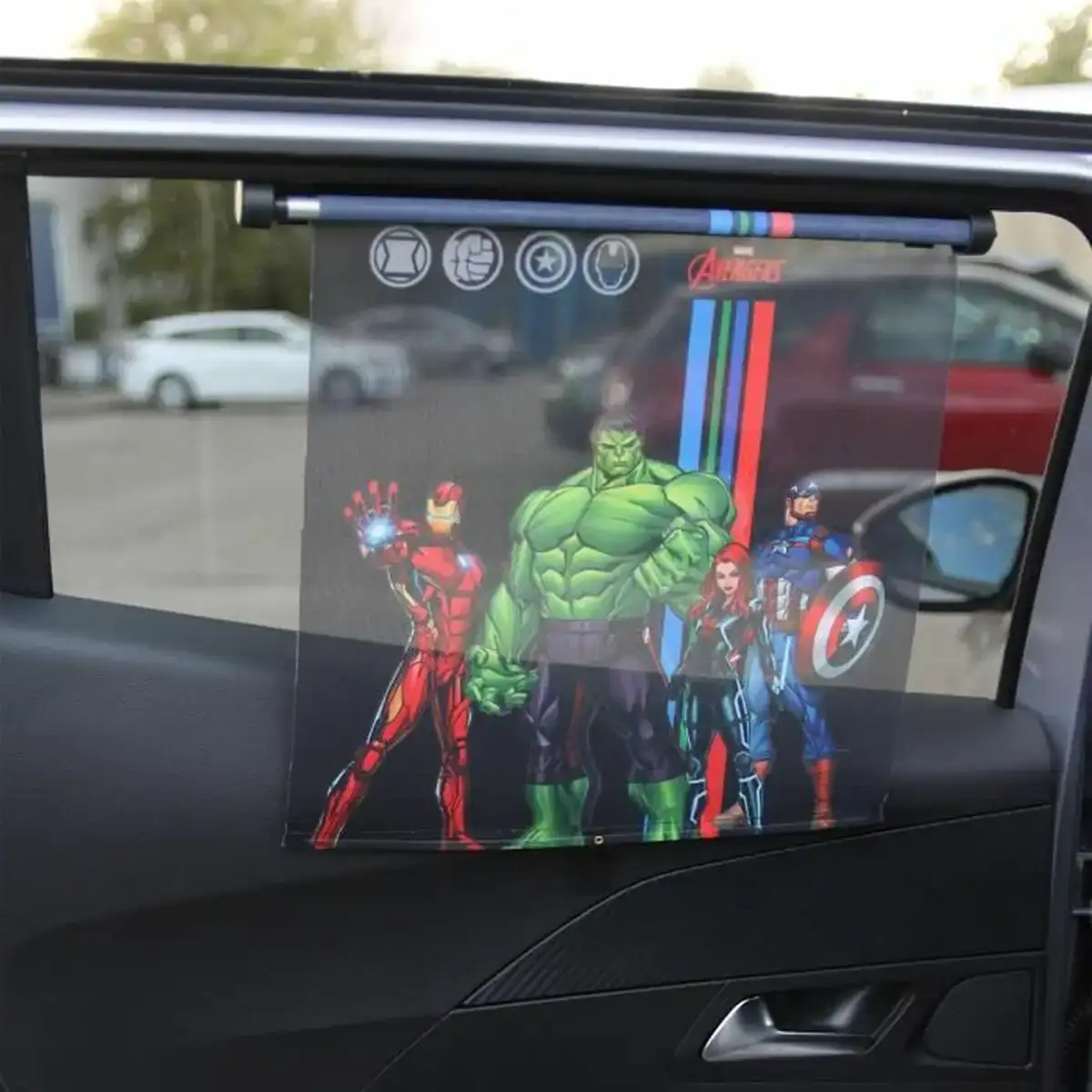 Parasol nania avengers_2015. DIAYTAR COTE D'IVOIRE - L'Art de Magasiner sans Limites. Naviguez à travers notre collection diversifiée pour trouver des produits qui élargiront vos horizons shopping.