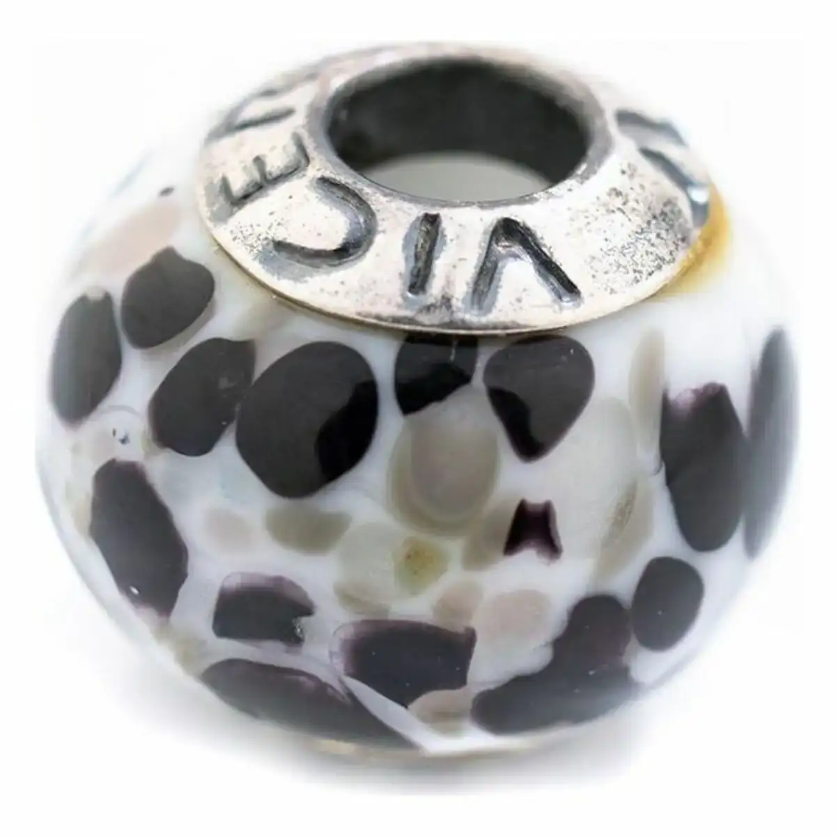 Perle de verre femme viceroy vmb0015 21 blanc noir gris 1 cm _7177. DIAYTAR COTE D'IVOIRE - Où Chaque Sélection Vous Parle. Parcourez nos catégories et découvrez des produits qui reflètent vos passions et vos besoins, pour un shopping personnel et inspirant.
