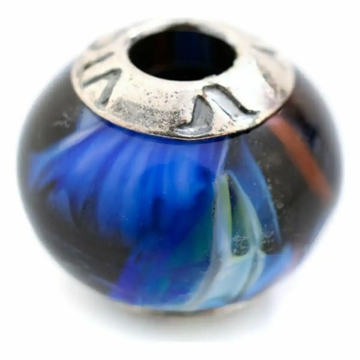 Perle de verre femme viceroy vmb0048 25 bleu noir 1 cm _9033. DIAYTAR COTE D'IVOIRE - Là où Chaque Produit Est une Trouvaille. Explorez notre sélection minutieuse et découvrez des articles qui correspondent à votre style de vie et à vos aspirations.