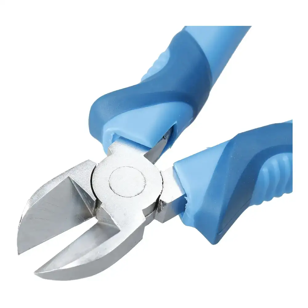 Pince coupante ferrestock 150 mm_6875. Bienvenue chez DIAYTAR COTE D'IVOIRE - Là où les Désirs Prendent Vie. Explorez notre boutique en ligne et laissez-vous séduire par des articles qui font écho à vos aspirations et à votre style unique.