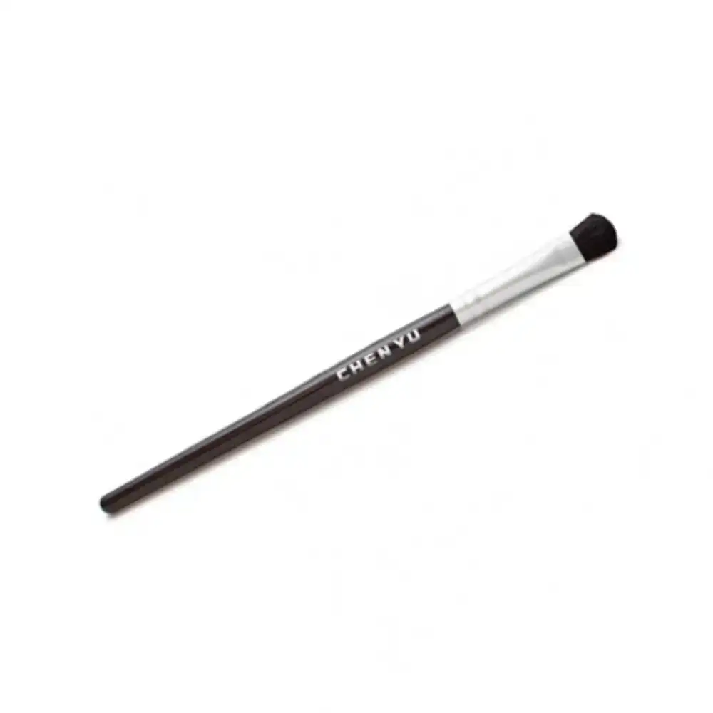 Pinceau de maqullage chen yu ombre a paupieres_5604. DIAYTAR COTE D'IVOIRE - Un Monde de Possibilités à Portée de Clic. Parcourez notre site web pour découvrir des sélections infinies, de l'épicerie aux bijoux, et vivez une expérience d'achat sans pareil.