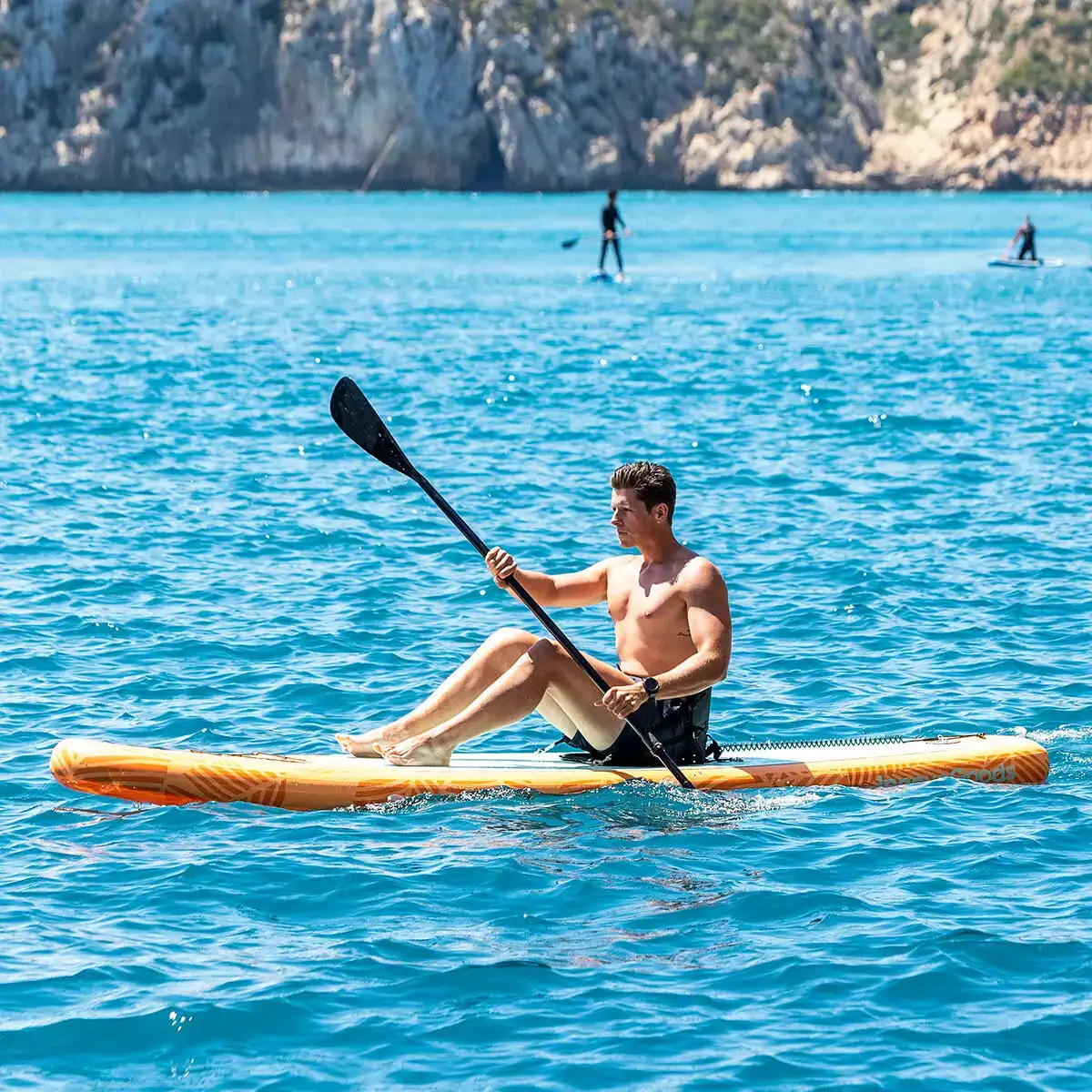 Planche de paddle surf gonflable 2 en 1 avec siege et accessoires siros innovagoods 10 5 320 cm_7503. Entrez dans l'Univers de DIAYTAR COTE D'IVOIRE - Où Chaque Produit a sa Place. Explorez nos rayons virtuels et choisissez des articles qui s'intègrent parfaitement à votre style de vie.
