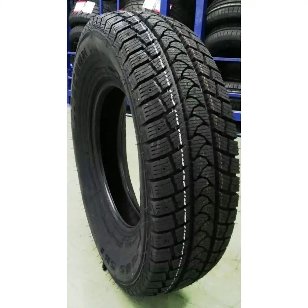 Pneu van tracmax ice plus sr1 165r13c_3863. DIAYTAR COTE D'IVOIRE - Où la Tradition s'Harmonise avec le Moderne. Parcourez notre gamme diversifiée et choisissez des produits qui révèlent l'âme du Côte d'Ivoire.