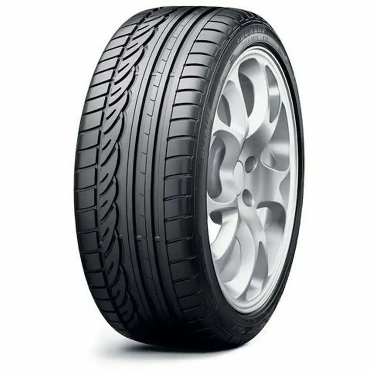 Pneus de voiture dunlop sp sport 01 225 55yr16_2276. DIAYTAR COTE D'IVOIRE - L'Art de Choisir, l'Art de Se Distinquer. Naviguez à travers notre catalogue et choisissez des produits qui ajoutent une note d'élégance à votre style unique.