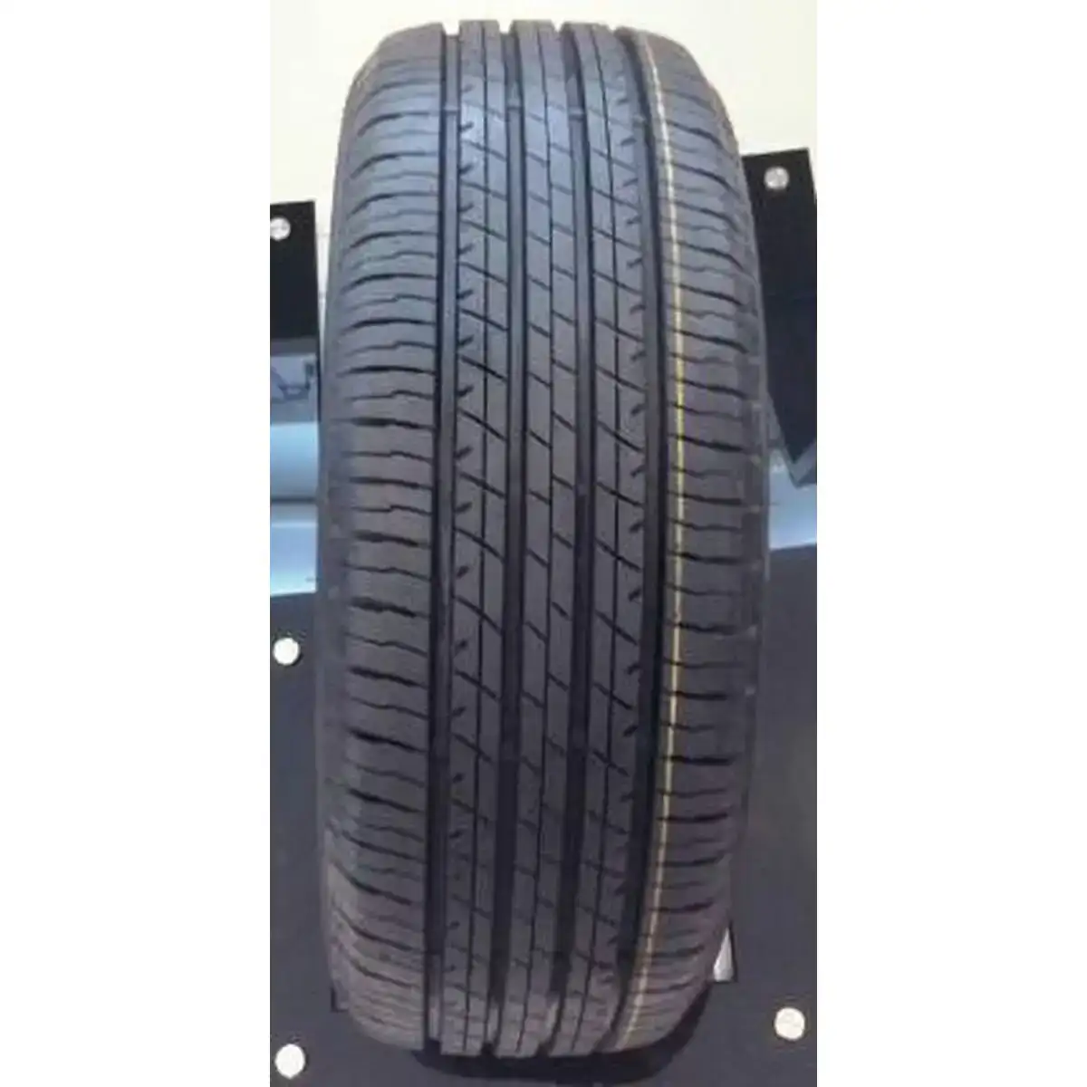 Pneus de voiture haida hd668 205 50vr16_7211. Bienvenue sur DIAYTAR COTE D'IVOIRE - Votre Source de Trouvailles Uniques. Explorez nos rayons virtuels pour dénicher des trésors que vous ne trouverez nulle part ailleurs, allant des trésors artisanaux aux articles tendance.