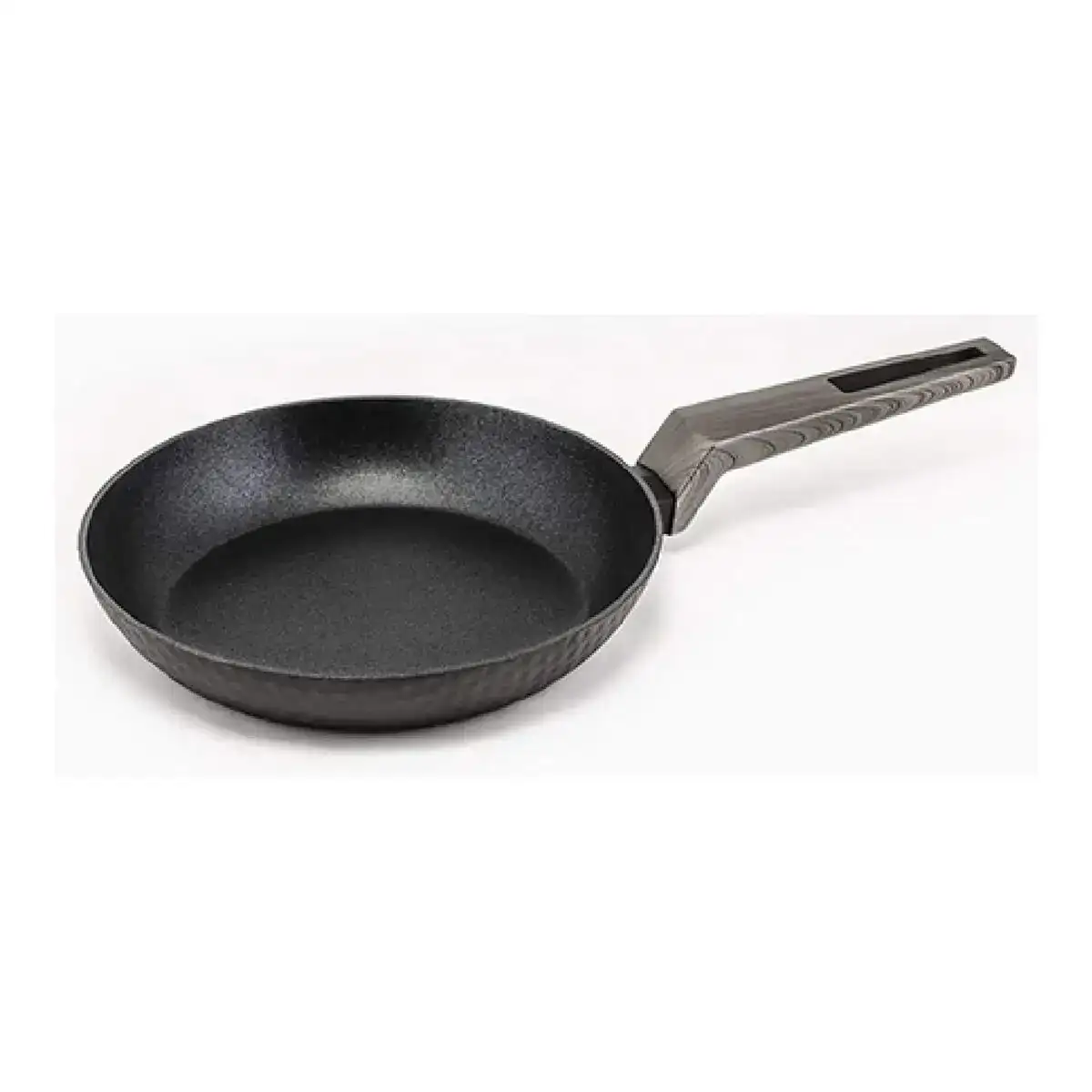 Poele amercook black ice 20 cm_6684. DIAYTAR COTE D'IVOIRE - L'Art de Magasiner sans Limites. Naviguez à travers notre collection diversifiée pour trouver des produits qui élargiront vos horizons shopping.