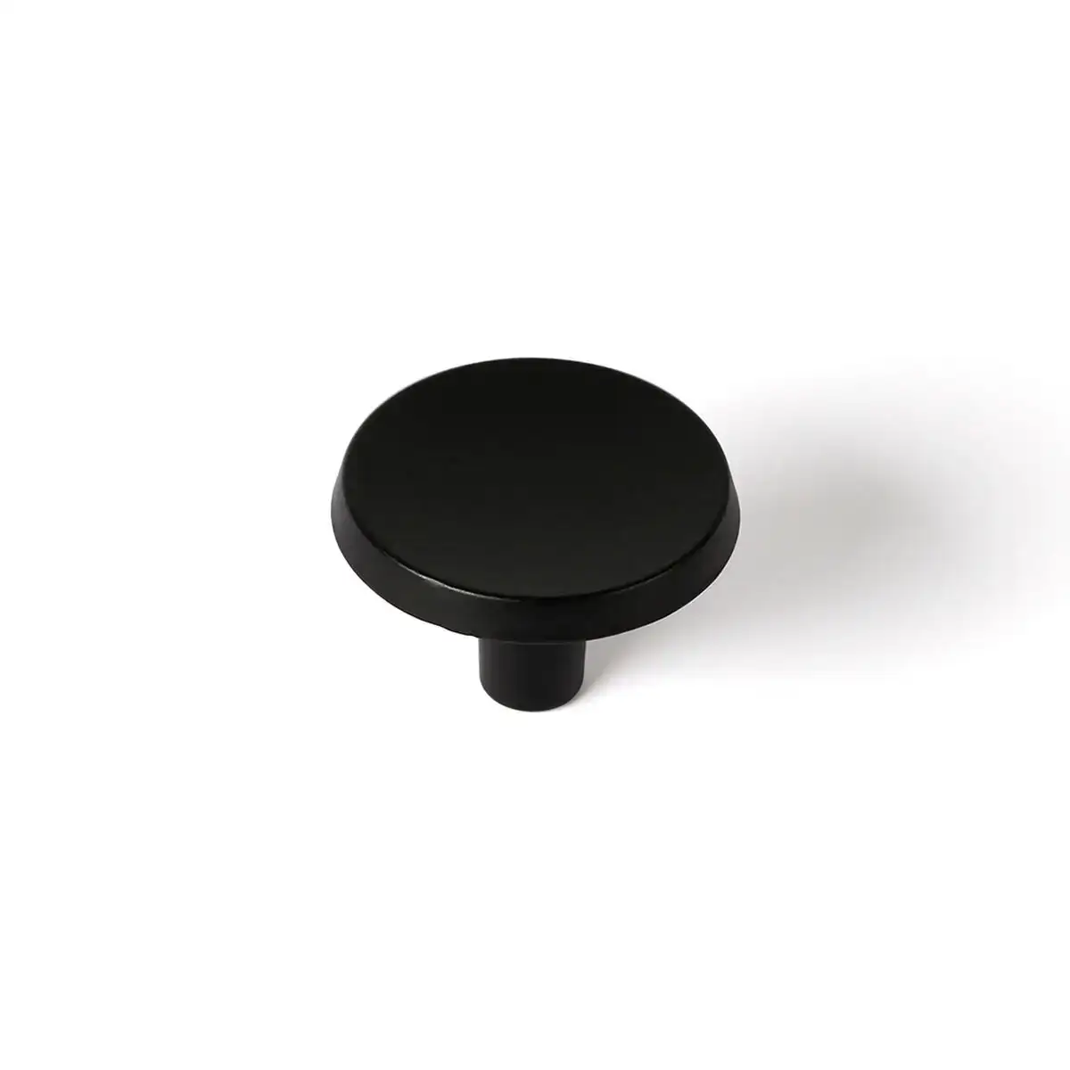 Pommeau rei 774 o 35 x 23 mm noir metal 2 unites_2518. DIAYTAR COTE D'IVOIRE - L'Odyssée du Shopping à Votre Portée. Parcourez notre boutique en ligne et partez à la découverte d'articles qui rendront chaque jour spécial.