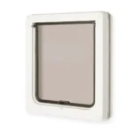 Porte pet mate chatiere blanc 29 x 35 cm_2245. Entrez dans l'Univers de DIAYTAR COTE D'IVOIRE - Où Chaque Produit est une Découverte. Explorez notre gamme variée et trouvez des articles qui vous surprennent et vous inspirent.