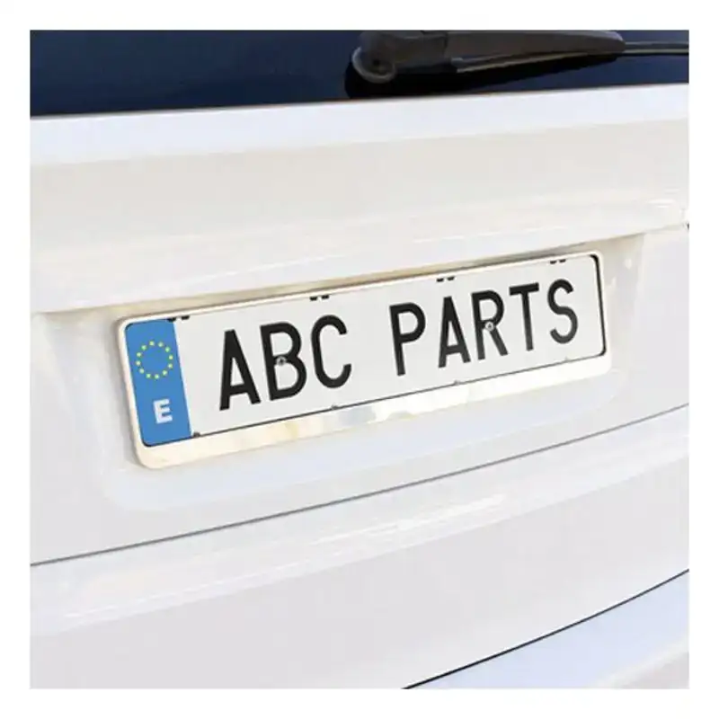 Porte plaque d immatriculation chrome_1673. DIAYTAR COTE D'IVOIRE - Votre Portail Vers l'Élégance Accessible. Parcourez notre boutique en ligne pour découvrir des produits qui incarnent le luxe à des prix abordables.