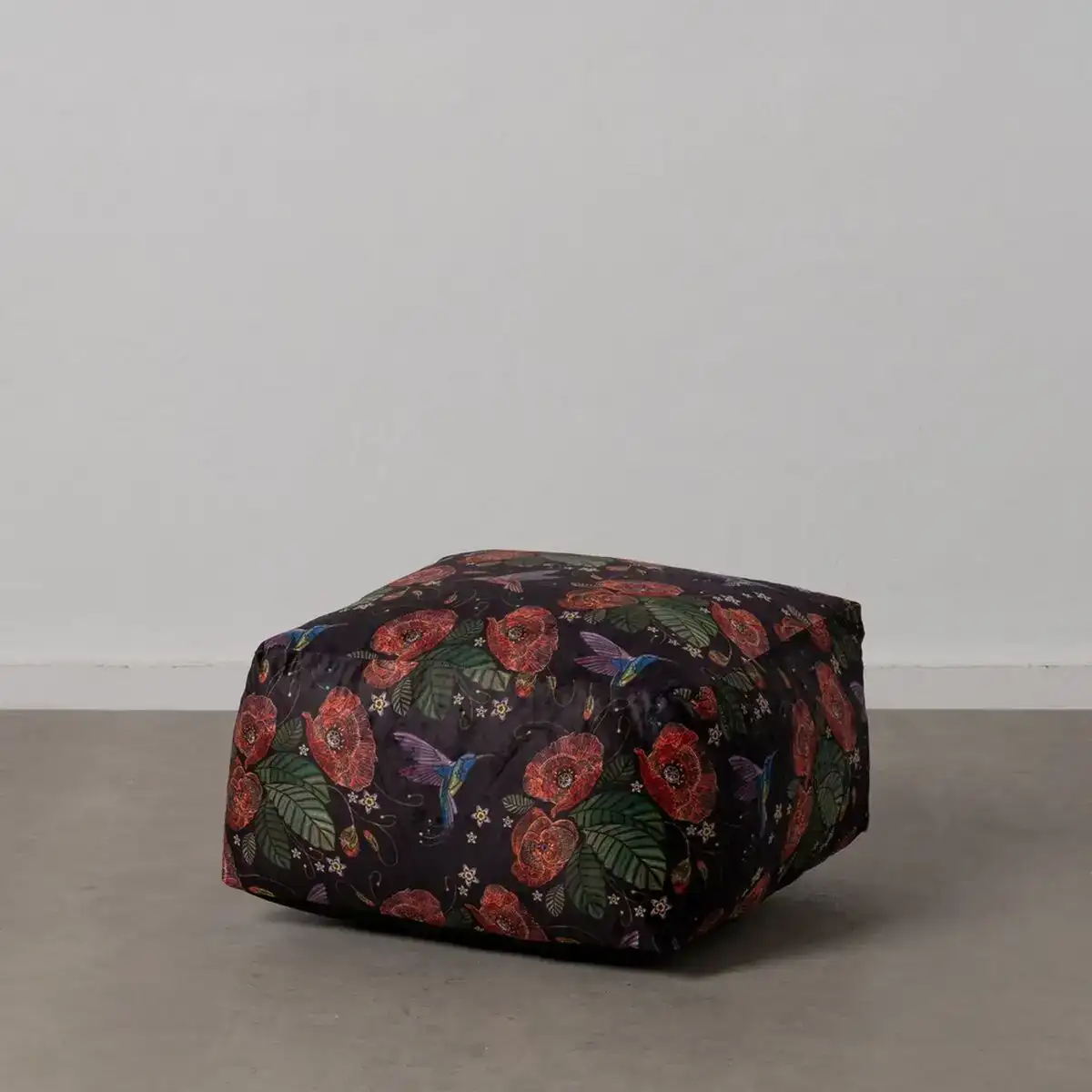 Pouf coquelicot polyester 60 x 60 x 30 cm_7784. DIAYTAR COTE D'IVOIRE - Où le Shopping est un Plaisir Engagé. Parcourez notre catalogue et choisissez des produits qui respectent vos valeurs et vos attentes.