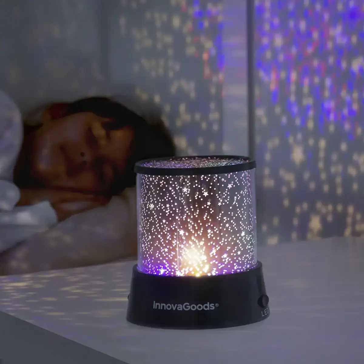 Projecteur d etoiles led vezda innovagoods_3827. DIAYTAR COTE D'IVOIRE - Où Chaque Sélection est une Victoire. Découvrez notre boutique en ligne et trouvez des articles qui vous rendent la vie plus belle, un choix à la fois.