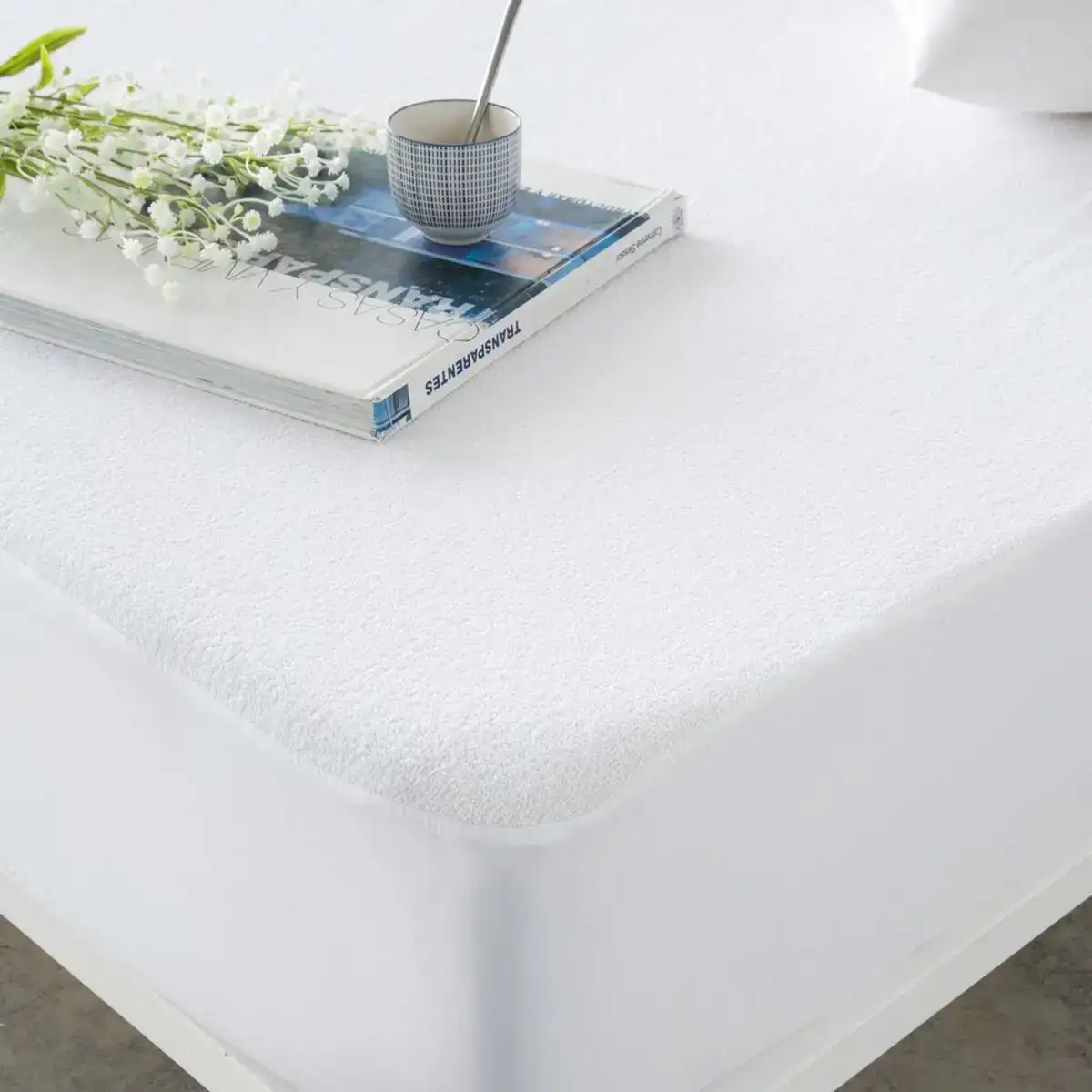 Protecteur de matelas naturals blanc lit king size 180 x 190 200 cm_5556. DIAYTAR COTE D'IVOIRE - Votre Destination Shopping pour Tous. Parcourez notre boutique en ligne et découvrez une variété de produits pour satisfaire tous vos besoins et désirs.
