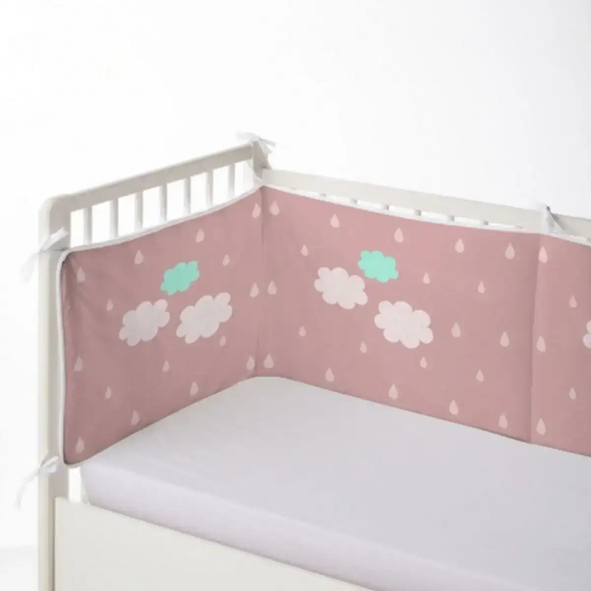 Protection du berceau haciendo el indio rabbit and cloud 60 x 60 x 60 40 cm _9756. DIAYTAR COTE D'IVOIRE - Votre Destination de Shopping Authentique au Côte d'Ivoire. Plongez dans notre boutique en ligne pour découvrir des produits qui célèbrent la riche culture et l'artisanat du pays.