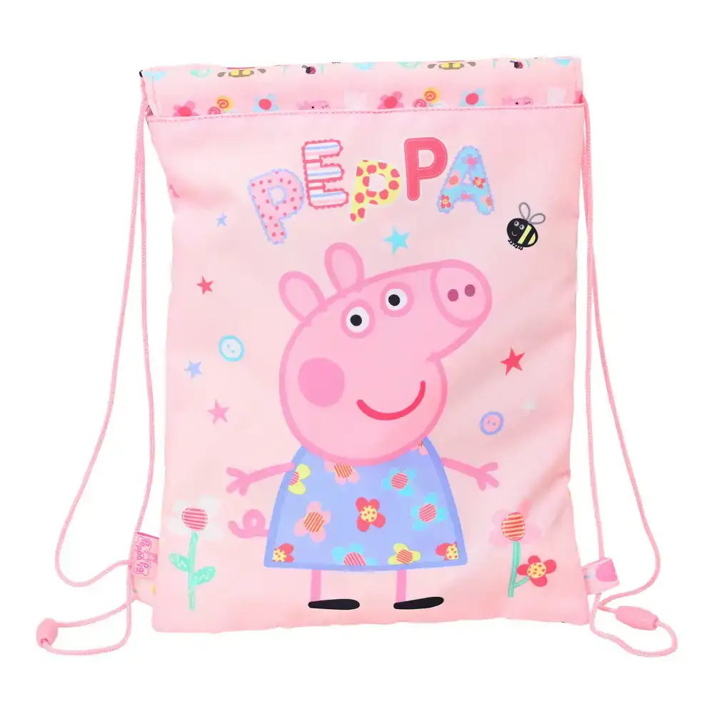 Sac a dos serre par des ficelles peppa pig having fun 26 x 34 x 1 cm _7385. DIAYTAR COTE D'IVOIRE - L'Art du Shopping Éclairé. Naviguez à travers notre plateforme intuitive et découvrez une variété d'articles soigneusement sélectionnés pour répondre à vos besoins et à vos envies.