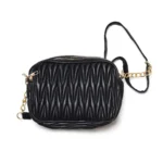Sac a main femme madamra 100 siyah 21 x 15 x 6 cm noir_1916. Bienvenue sur DIAYTAR COTE D'IVOIRE - Où Chaque Produit a son Charme. Explorez notre sélection minutieuse et trouvez des articles qui vous séduisent et vous inspirent.