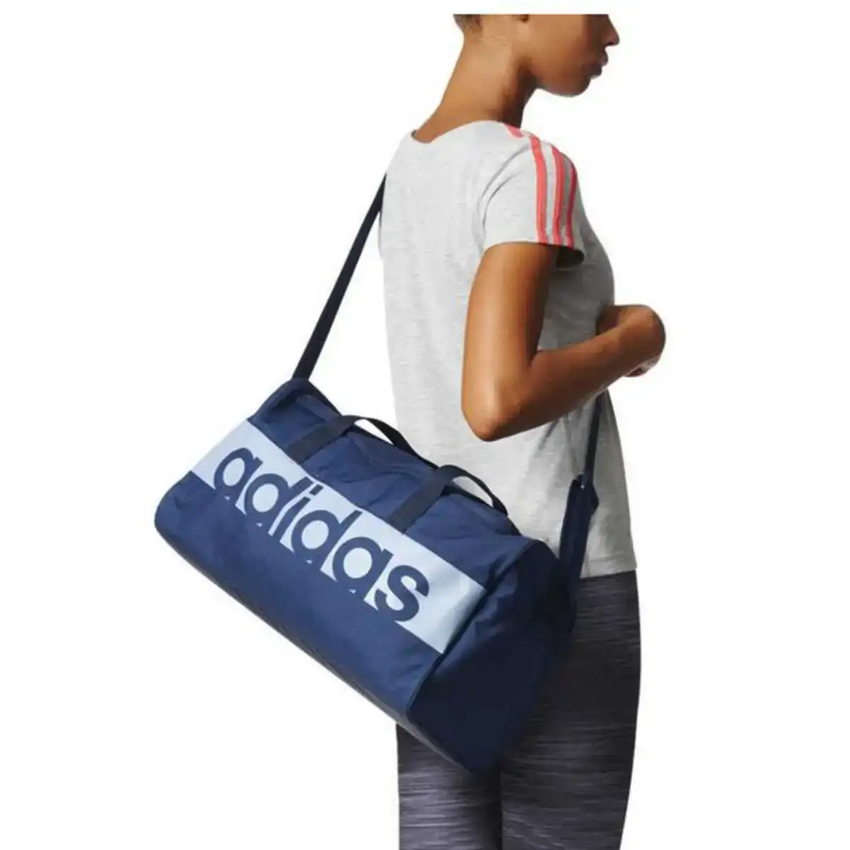Sac de sport adidas lin per tb s_4240. Bienvenue chez DIAYTAR COTE D'IVOIRE - Où Chaque Achat Fait une Différence. Découvrez notre gamme de produits qui reflètent l'engagement envers la qualité et le respect de l'environnement.