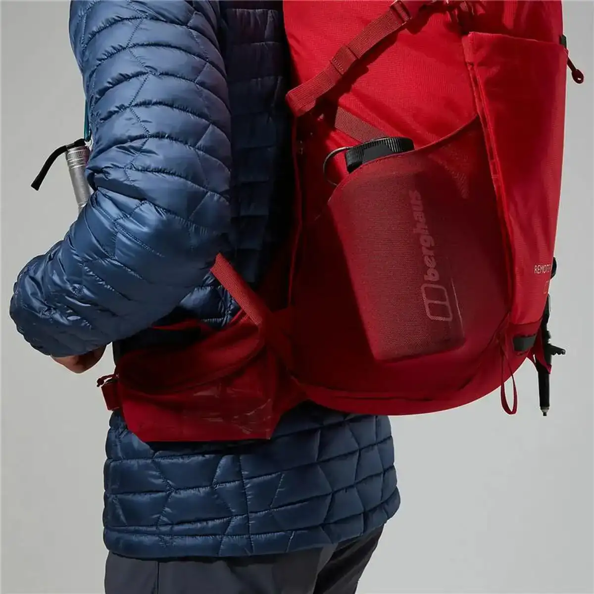 Sac polochon berghaus remote hike 35 rouge_2893. Plongez dans l'univers de Diaytar, la boutique en ligne numéro un au Sénégal. Notre plateforme généraliste vous offre une vaste sélection de produits, allant de la mode à la technologie, à des prix abordables. Découvrez une expérience shopping incomparable, où la qualité et la diversité se rejoignent. Faites-vous plaisir sans compromis sur votre budget chez Diaytar, votre destination shopping ultime.
Sac polochon berghaus remote hike 35 rouge_2893. DIAYTAR COTE D'IVOIRE - L'Art du Shopping Éclairé. Naviguez à travers notre plateforme intuitive et découvrez une variété d'articles soigneusement sélectionnés pour répondre à vos besoins et à vos envies.