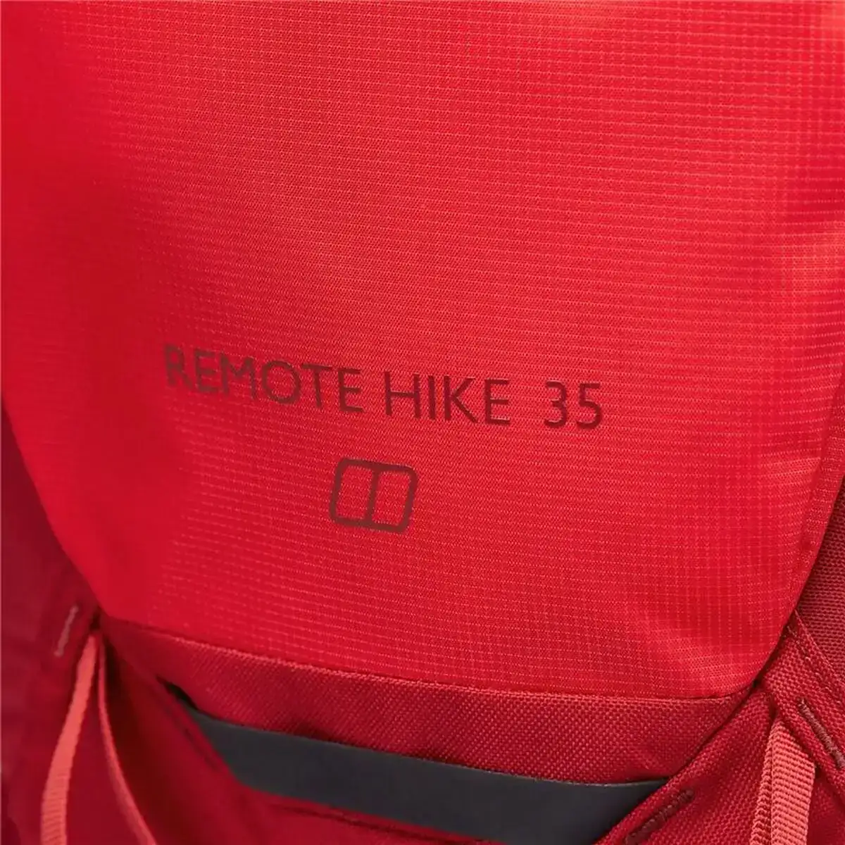 Sac polochon berghaus remote hike 35 rouge_7856. Plongez dans l'univers de Diaytar, la boutique en ligne numéro un au Sénégal. Notre plateforme généraliste vous offre une vaste sélection de produits, allant de la mode à la technologie, à des prix abordables. Découvrez une expérience shopping incomparable, où la qualité et la diversité se rejoignent. Faites-vous plaisir sans compromis sur votre budget chez Diaytar, votre destination shopping ultime.
Sac polochon berghaus remote hike 35 rouge_7856. DIAYTAR COTE D'IVOIRE - Où le Shopping Devient une Aventure Culturelle. Plongez dans notre univers de produits qui célèbrent l'héritage et l'artisanat du Côte d'Ivoire.