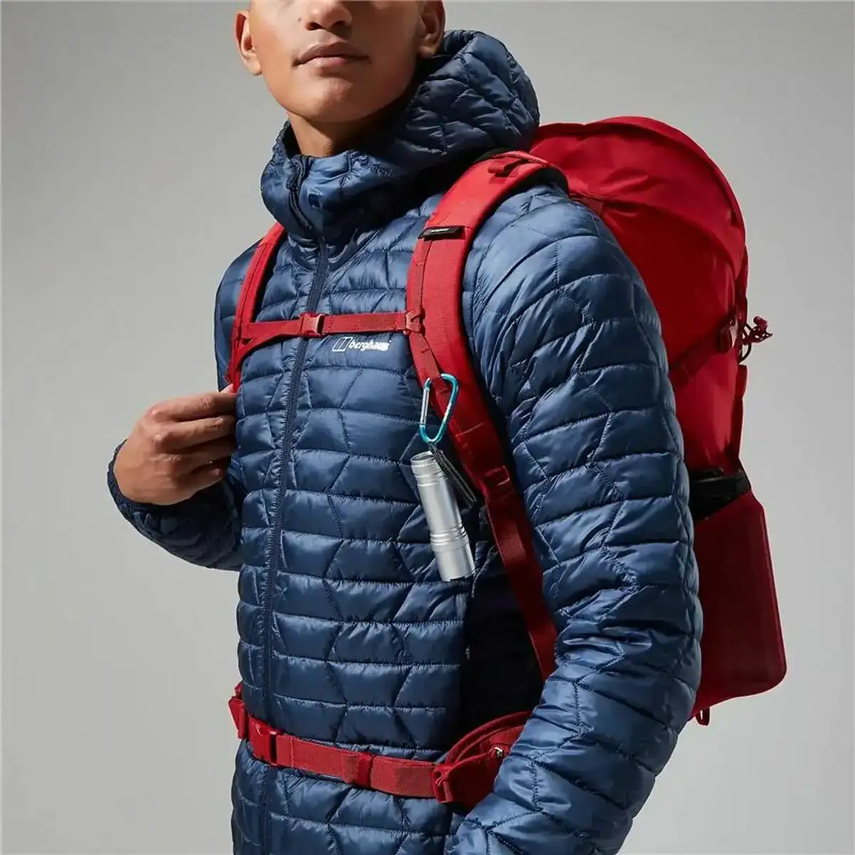 Sac polochon berghaus remote hike 35 rouge_8814. Plongez dans l'univers de Diaytar, la boutique en ligne numéro un au Sénégal. Notre plateforme généraliste vous offre une vaste sélection de produits, allant de la mode à la technologie, à des prix abordables. Découvrez une expérience shopping incomparable, où la qualité et la diversité se rejoignent. Faites-vous plaisir sans compromis sur votre budget chez Diaytar, votre destination shopping ultime.
Sac polochon berghaus remote hike 35 rouge_8814. DIAYTAR COTE D'IVOIRE - Votre Passage vers l'Exceptionnel. Naviguez à travers notre sélection minutieuse et découvrez des articles qui apportent une touche spéciale à chaque instant de votre vie.