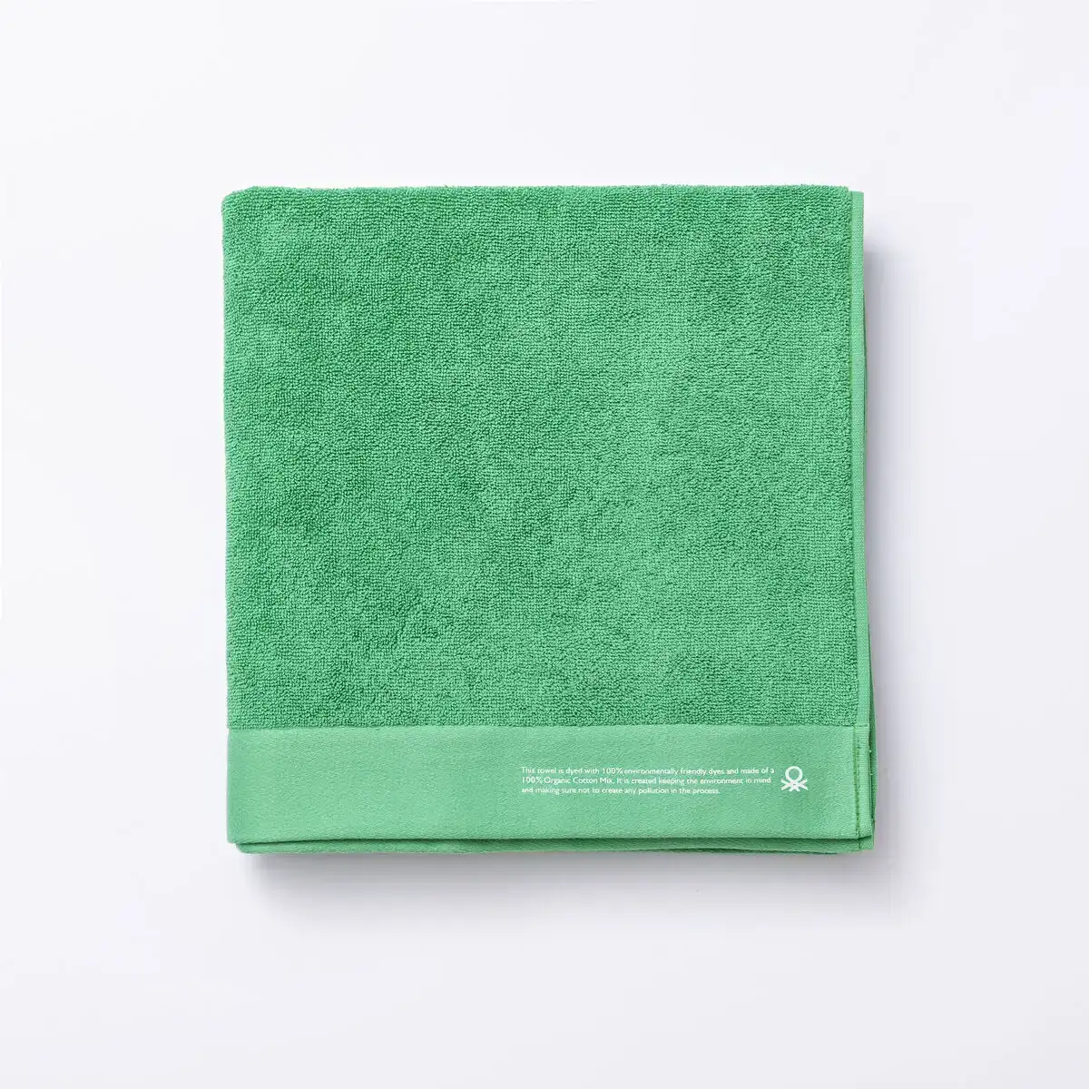 Serviette de toilette benetton organic be vert 90 x 150 cm_2639. DIAYTAR COTE D'IVOIRE - Où Choisir est un Voyage Cultuel. Explorez notre boutique en ligne et découvrez des produits qui célèbrent la richesse et la diversité culturelle du Côte d'Ivoire.