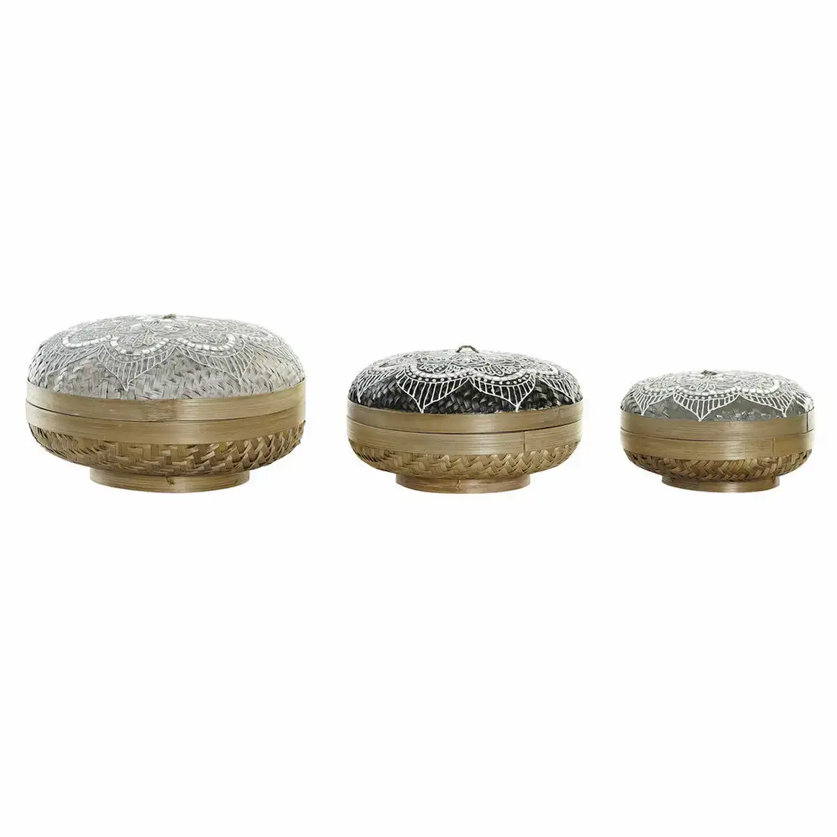 Set de basket dkd home decor naturel noir gris blanc bambou 24 x 24 x 13 cm 34 x 34 x 20 cm 3 pcs 30 x 30 x 18 cm _4167. DIAYTAR COTE D'IVOIRE - Votre Passage vers la Découverte. Explorez notre boutique en ligne pour trouver des trésors qui vous attendent, du traditionnel à l'avant-garde.