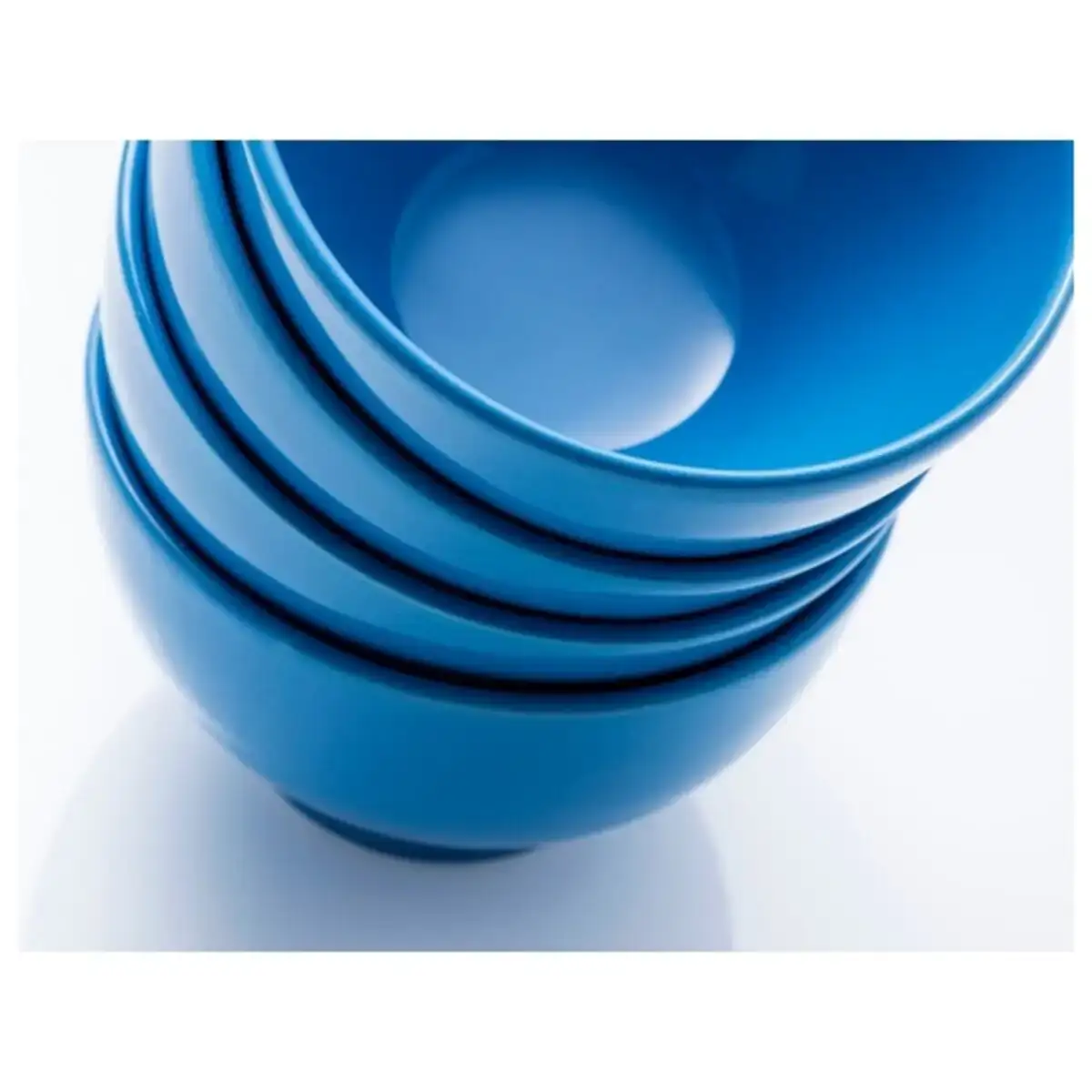 Set de bols benetton rainbow 4 unites_6634. DIAYTAR COTE D'IVOIRE - L'Art de Vivre en Couleurs. Découvrez notre boutique en ligne et trouvez des produits qui ajoutent une palette vibrante à votre quotidien.