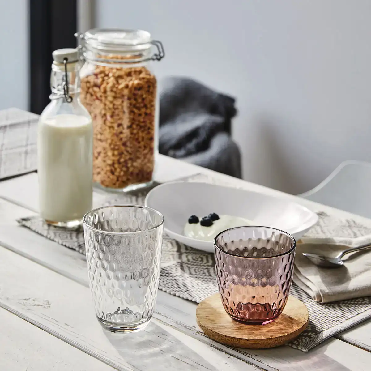 Set de verres bormioli rocco slot lila 6 unites avec relief verre 290 ml_4845. DIAYTAR COTE D'IVOIRE - Votre Compagnon Shopping, Votre Style Unique. Explorez notre boutique en ligne pour dénicher des trésors qui expriment qui vous êtes, de la mode à la maison.