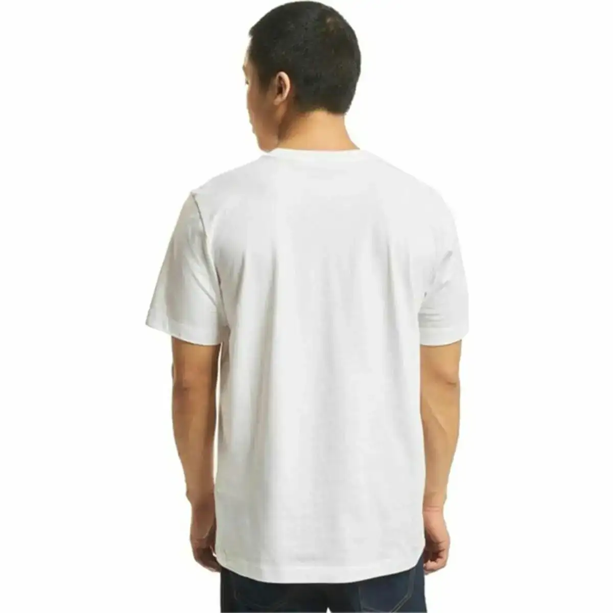 Shirt a manches courtes champion crewneck blanc_4852. Entrez dans l'Univers de DIAYTAR COTE D'IVOIRE - Où Chaque Produit a son Histoire. Explorez notre catalogue et découvrez des trésors qui racontent la riche culture du Côte d'Ivoire.