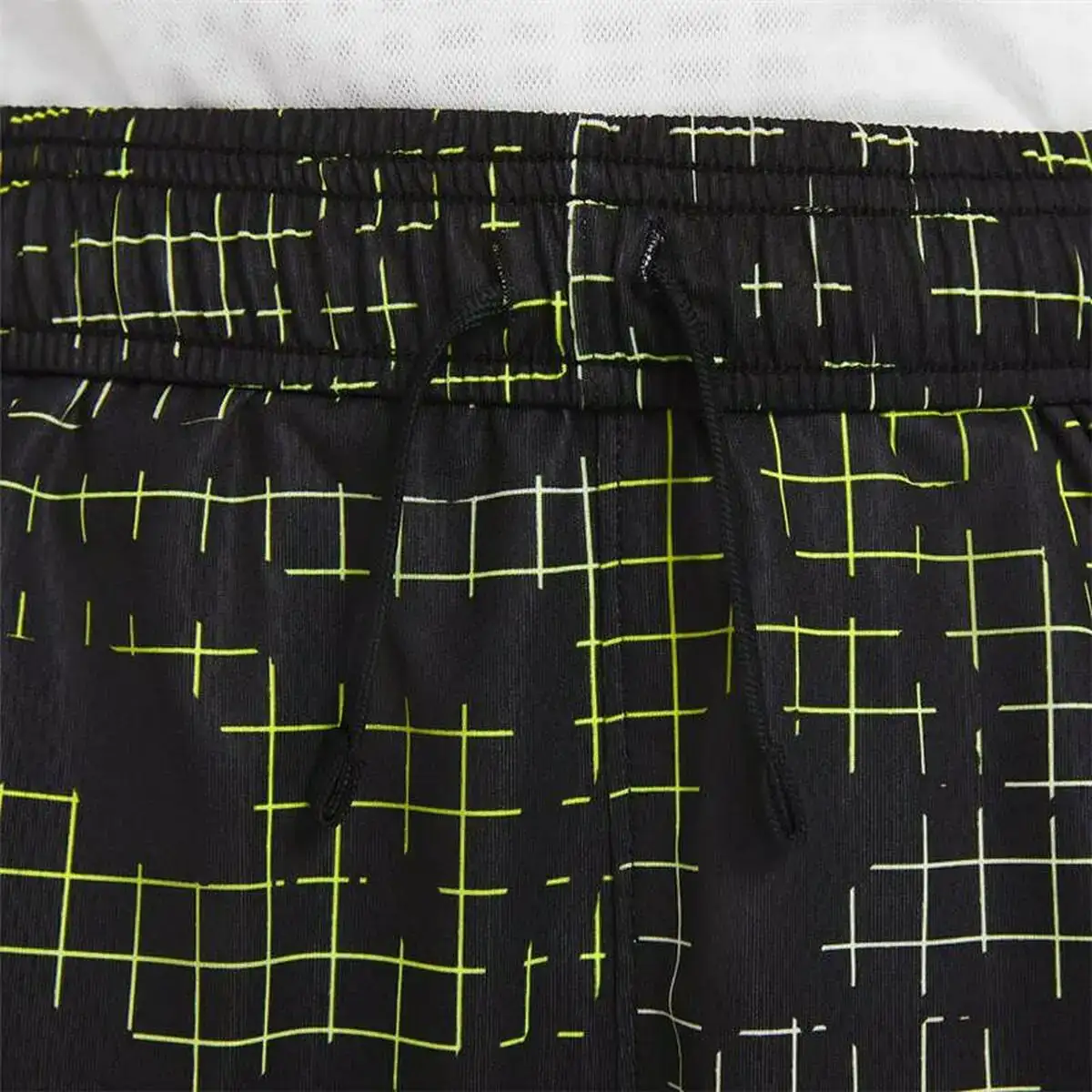 Short de sport nike dri fit multicouleur_2625. DIAYTAR COTE D'IVOIRE - L'Art de Vivre le Shopping Éthique. Parcourez notre gamme et choisissez des produits qui reflètent notre engagement envers des pratiques durables.