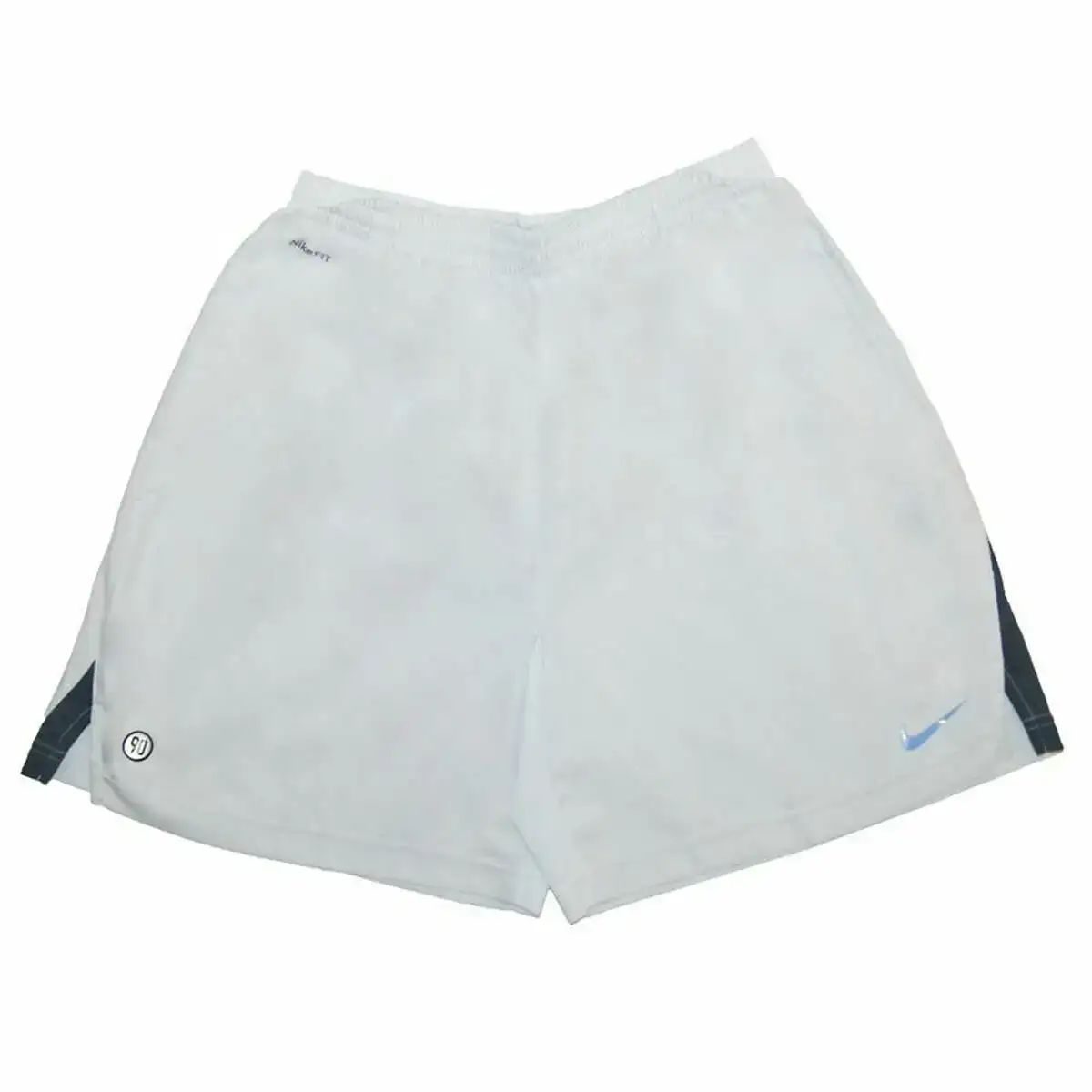 Short de sport nike total 90 blanc_8396. DIAYTAR COTE D'IVOIRE - Là où Chaque Produit a son Propre Éclat. Explorez notre boutique en ligne et trouvez des articles qui ajoutent de la brillance à votre quotidien.
