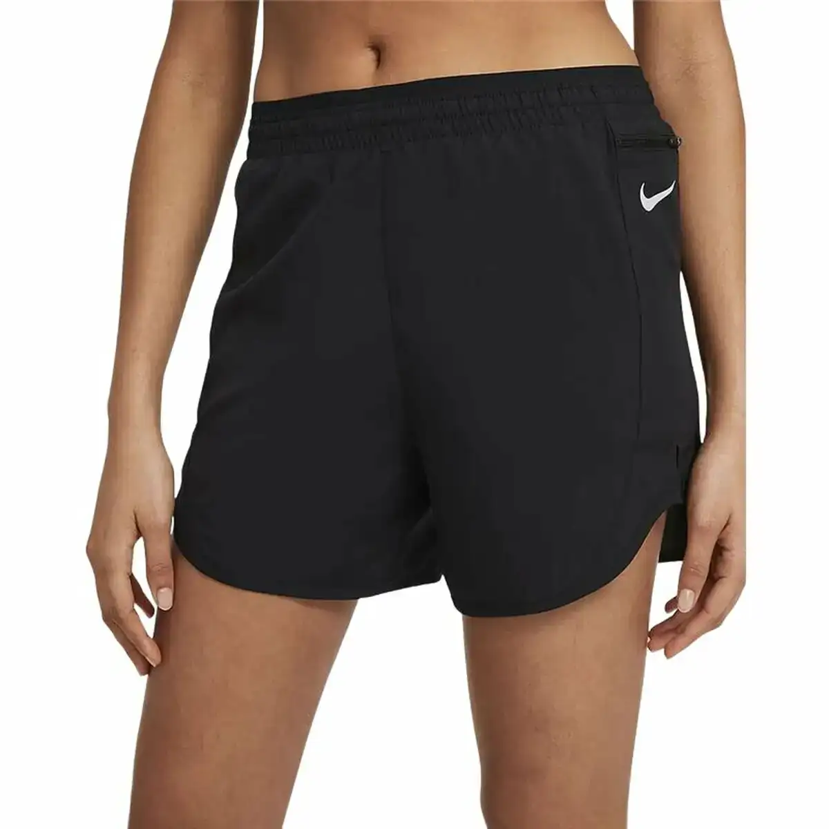 Short de sport pour femme nike tempo luxe noir_5939. DIAYTAR COTE D'IVOIRE - Votre Boutique en Ligne, Votre Identité. Naviguez à travers notre plateforme et choisissez des articles qui expriment qui vous êtes et ce que vous chérissez.