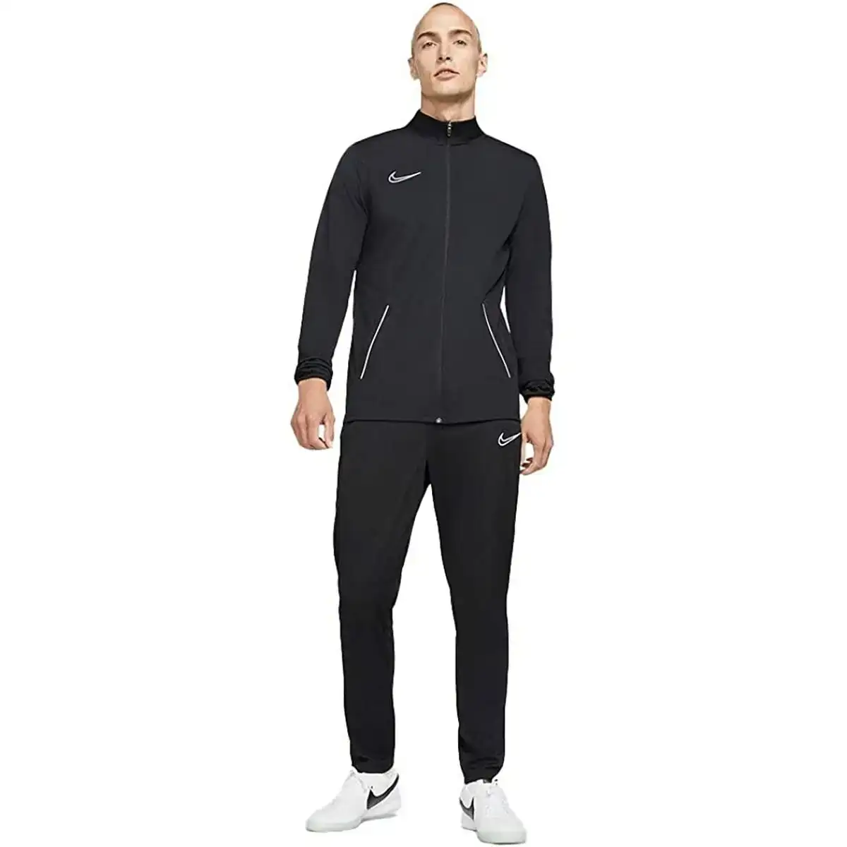 Survetement pour adultes nike cw6131 noir_6870. Bienvenue chez DIAYTAR COTE D'IVOIRE - Où Chaque Achat est un Geste d'Amour. Découvrez notre sélection minutieuse et choisissez des articles qui témoignent de votre passion.