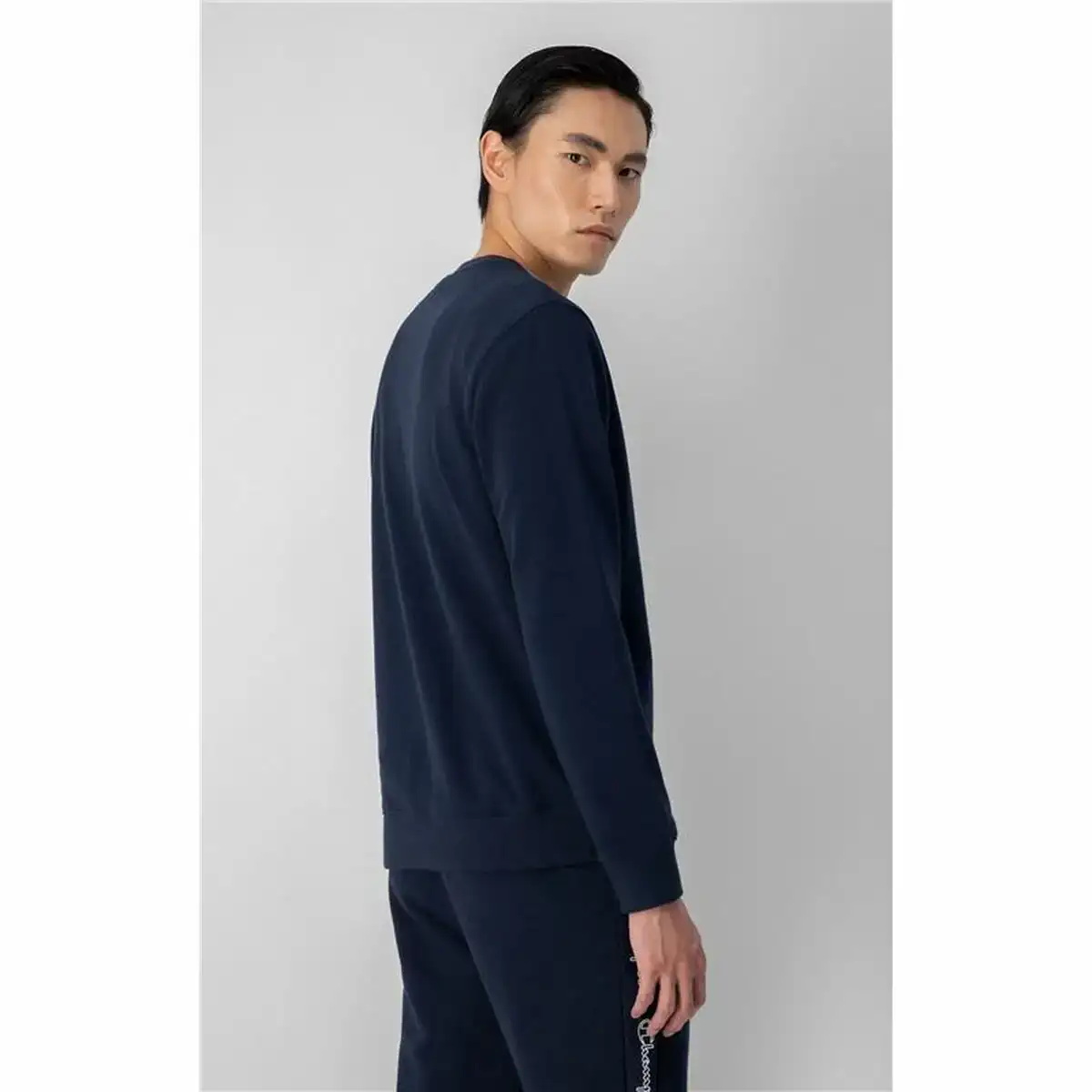 Sweat a capuche champion homme_2502. DIAYTAR COTE D'IVOIRE - Où Choisir est une Célébration. Découvrez notre sélection de produits qui représentent la diversité et la joie du Côte d'Ivoire, à chaque étape de votre vie.