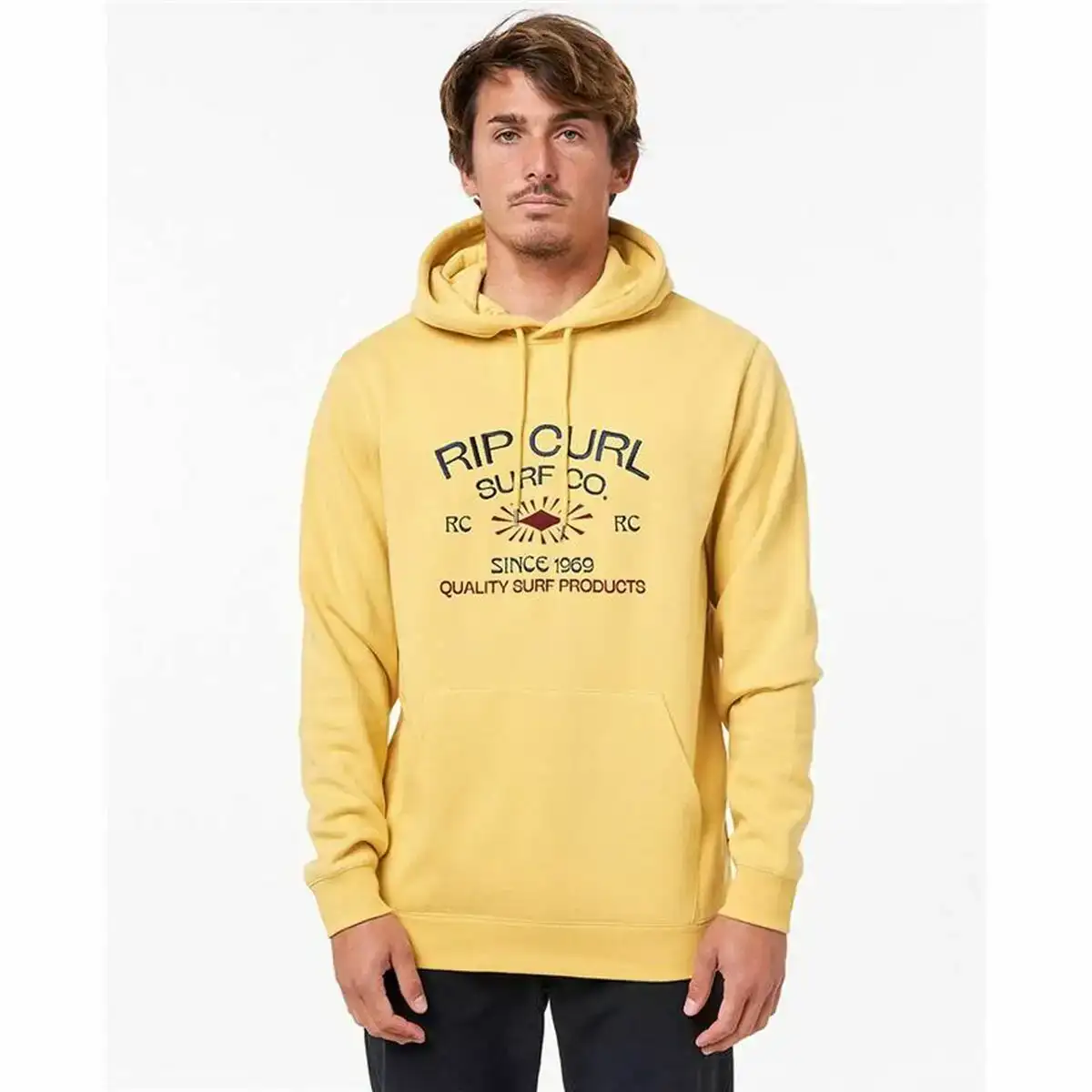 Sweat a capuche homme rip curl radiate jaune_3339. DIAYTAR COTE D'IVOIRE - Où Choisir est un Acte d'Amour pour le Côte d'Ivoire. Explorez notre boutique en ligne et choisissez des articles qui célèbrent la culture et l'artisanat du pays.