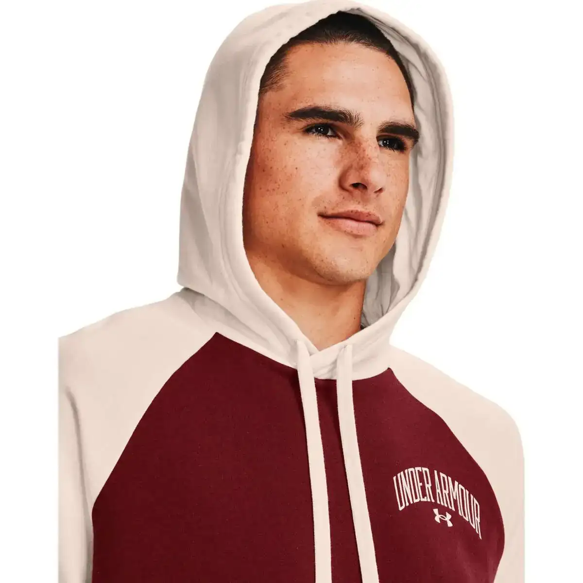 Sweat a capuche homme under armour rouge fonce_6747. DIAYTAR COTE D'IVOIRE - Où le Shopping est un Plaisir Engagé. Parcourez notre catalogue et choisissez des produits qui respectent vos valeurs et vos attentes.