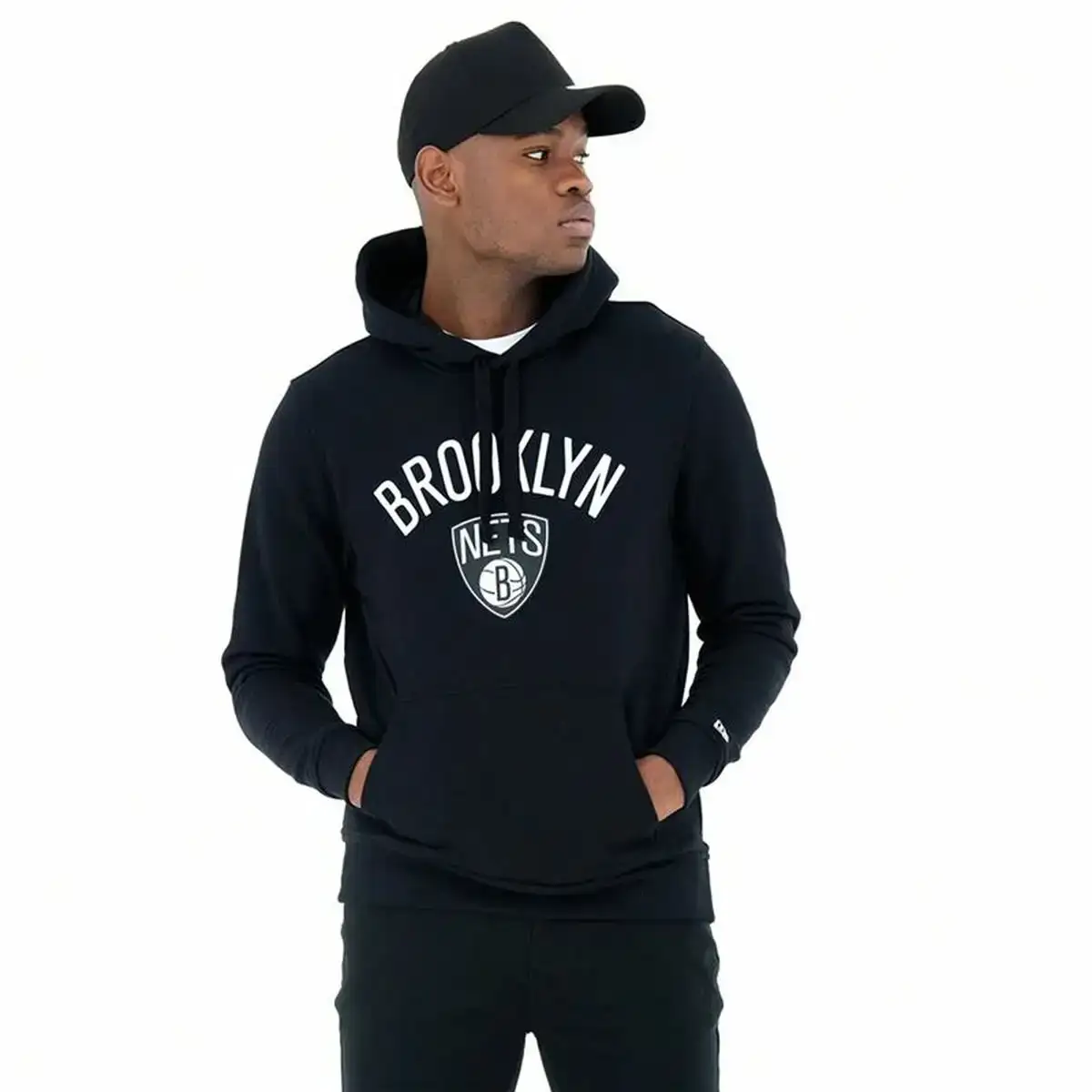Sweat a capuche unisex new era brooklyn nets noir_3180. Bienvenue chez DIAYTAR COTE D'IVOIRE - Là où les Désirs Prendent Vie. Explorez notre boutique en ligne et laissez-vous séduire par des articles qui font écho à vos aspirations et à votre style unique.
