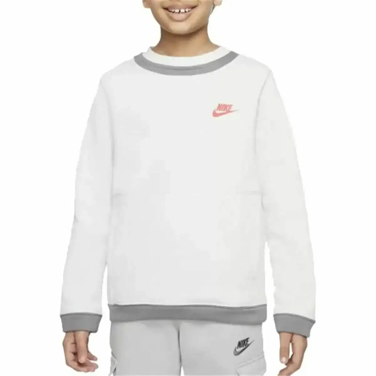 Sweat sans capuche enfant nike amplify blanc_4254. DIAYTAR COTE D'IVOIRE - Votre Boutique en Ligne, Votre Identité. Naviguez à travers notre plateforme et choisissez des articles qui expriment qui vous êtes et ce que vous chérissez.