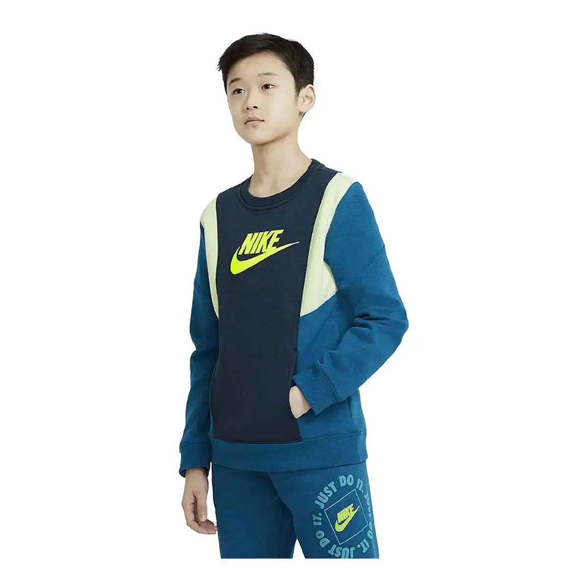 Sweat sans capuche enfant nike amplify bleu_7442. Bienvenue sur DIAYTAR COTE D'IVOIRE - Où Choisir est un Voyage Sensoriel. Plongez dans notre catalogue et trouvez des produits qui éveillent vos sens et embellissent votre quotidien.