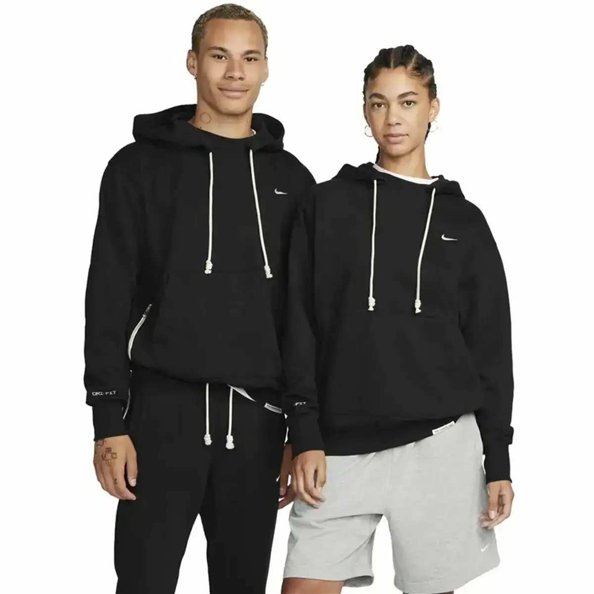 Sweat sans capuche homme nike dri fit standard noir_2200. DIAYTAR COTE D'IVOIRE - Où Chaque Achat Raconte une Histoire. Parcourez notre boutique en ligne pour trouver des articles qui évoquent le savoir-faire et la tradition du Côte d'Ivoire.