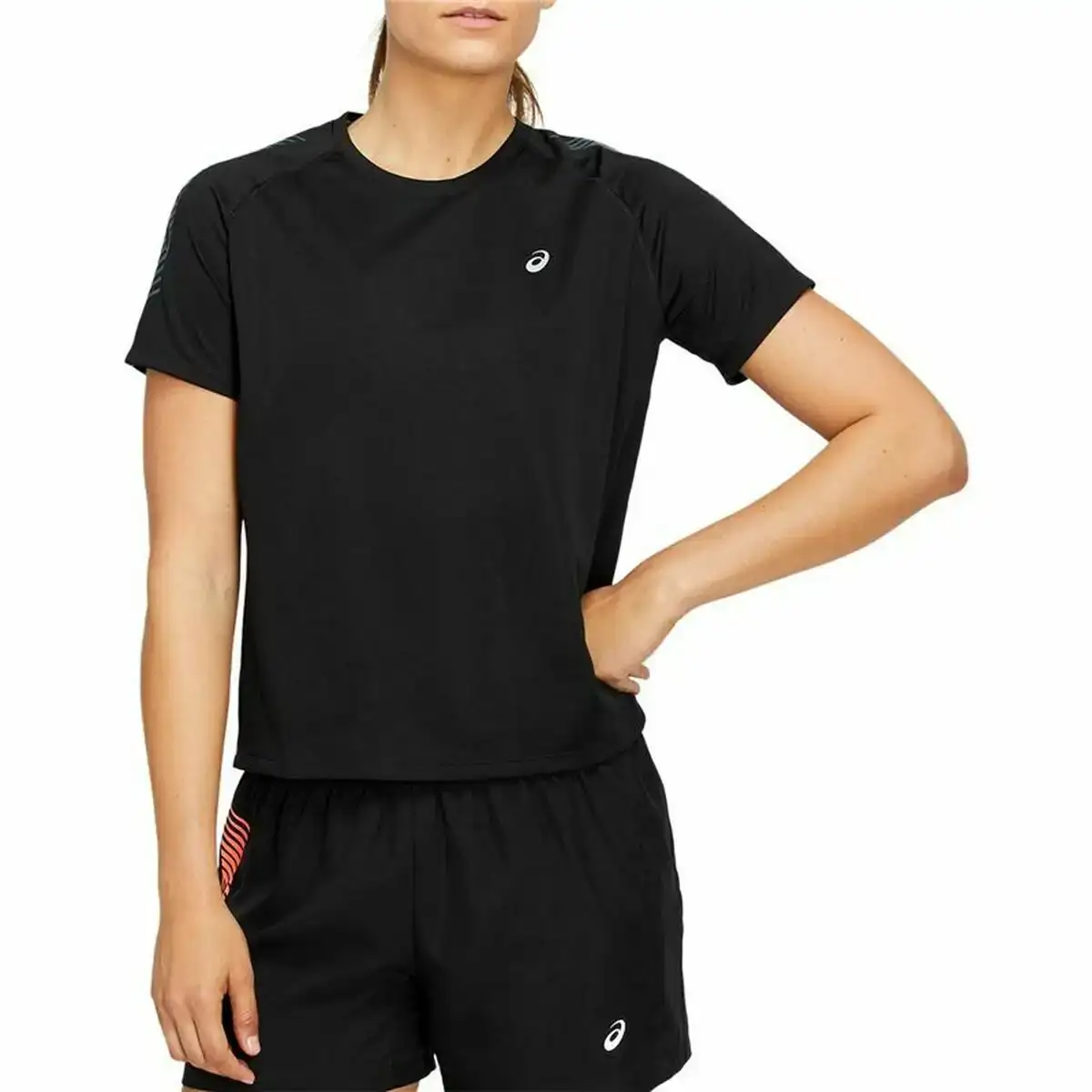 T shirt a manches courtes femme asics icon ss noir_1118. DIAYTAR COTE D'IVOIRE - Où Choisir est un Plaisir Responsable. Parcourez notre catalogue et choisissez des produits qui incarnent notre engagement envers des pratiques durables et éthiques.