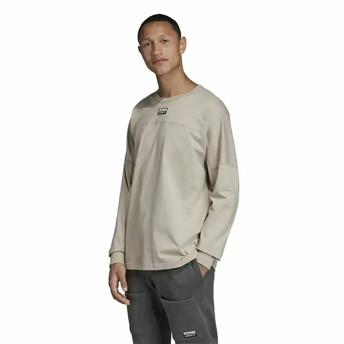 T shirt a manches courtes homme adidas r y v _8380. DIAYTAR COTE D'IVOIRE - Où la Tradition s'Harmonise avec le Moderne. Parcourez notre gamme diversifiée et choisissez des produits qui révèlent l'âme du Côte d'Ivoire.
