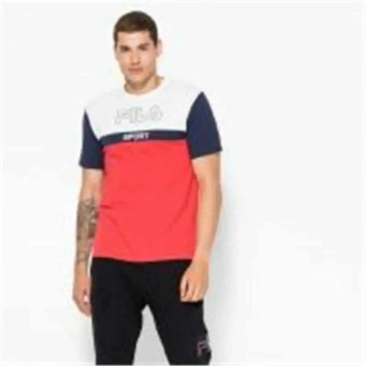 T shirt a manches courtes homme fila 682859 blanc_7872. DIAYTAR COTE D'IVOIRE - L'Art du Shopping Facilité. Naviguez sur notre plateforme en ligne pour découvrir une expérience d'achat fluide et agréable, avec une gamme de produits adaptés à tous.
