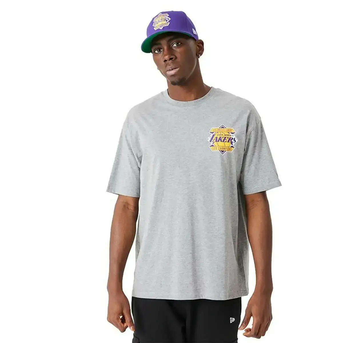 T shirt a manches courtes homme new era championship la lakers_5328. DIAYTAR COTE D'IVOIRE - Votre Plateforme Shopping, Votre Choix Éclairé. Explorez nos offres et choisissez des articles de qualité qui reflètent votre style et vos valeurs.