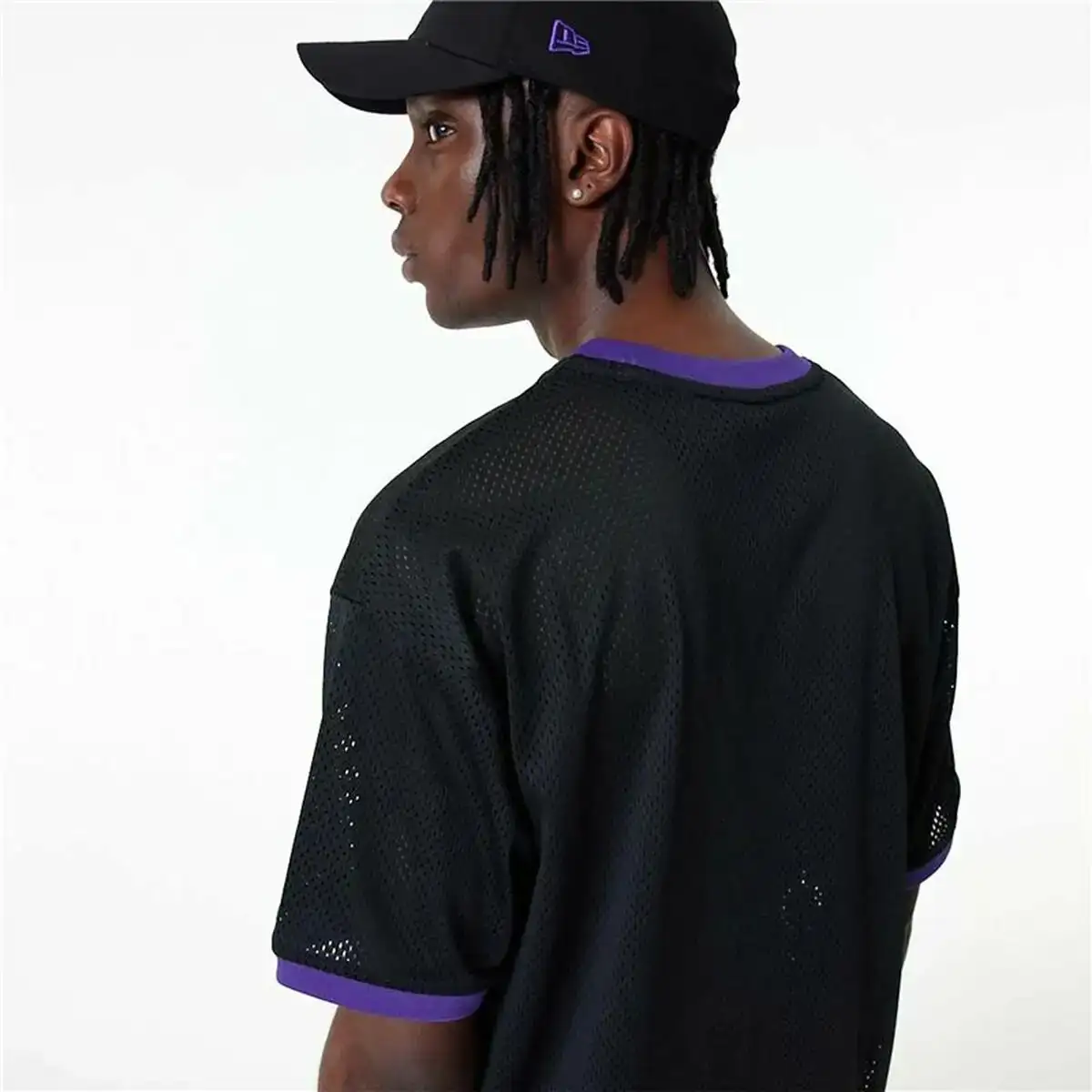 T shirt de basket new era mesh la lakers noir_2452. DIAYTAR COTE D'IVOIRE - Là où Chaque Achat a du Sens. Explorez notre gamme et choisissez des produits qui racontent une histoire, du traditionnel au contemporain.