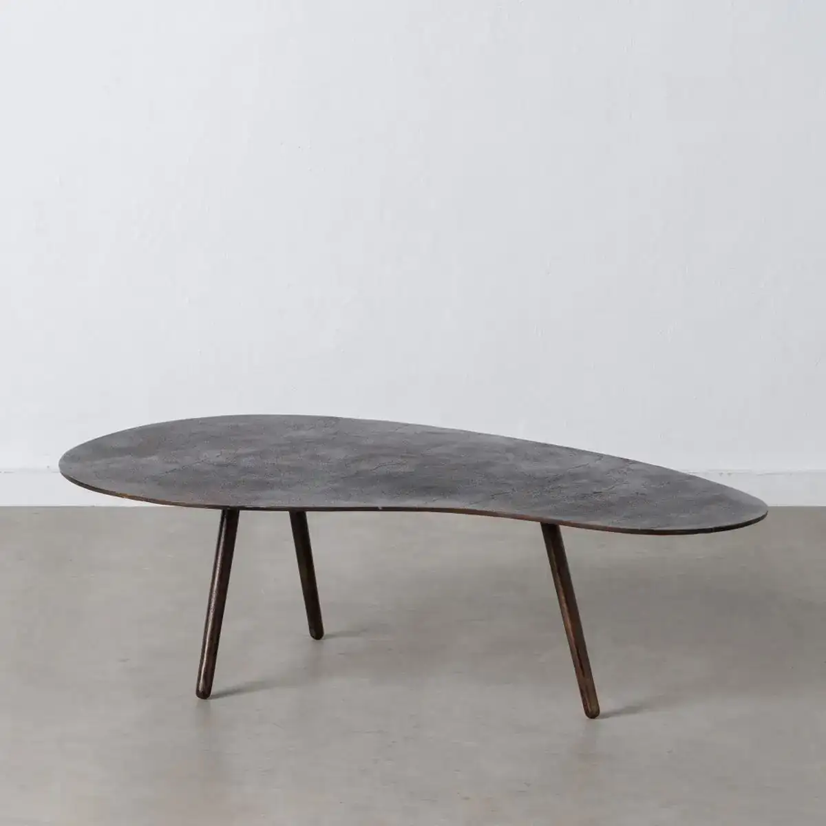Table basse 120 x 72 x 35 cm aluminium_5241. DIAYTAR COTE D'IVOIRE - Où Chaque Détail Fait la Différence. Parcourez notre sélection soignée et choisissez des articles qui rehaussent votre quotidien, du fonctionnel à l'esthétique.