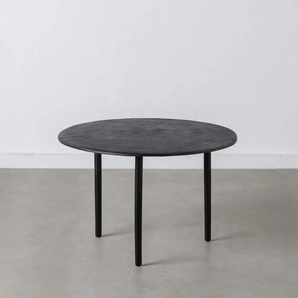 Table basse 70 x 70 x 45 cm aluminium_7442. Entrez dans le Monde de DIAYTAR COTE D'IVOIRE - Où la Satisfaction est la Priorité. Explorez notre sélection pensée pour vous offrir une expérience de shopping qui va au-delà de vos attentes.