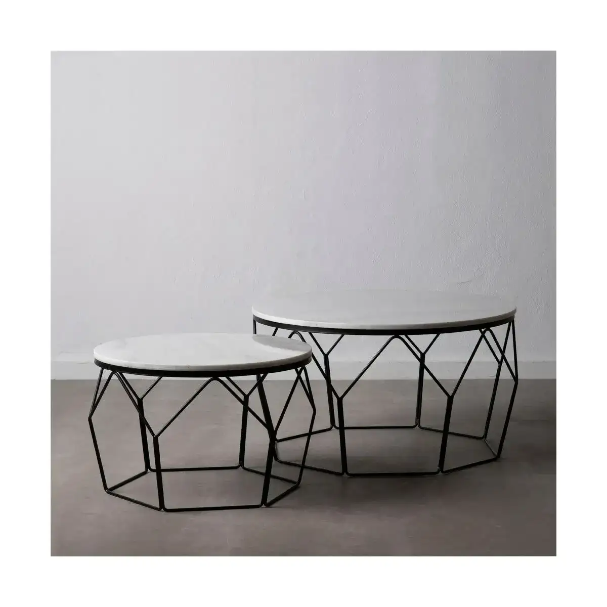 Table basse 80 x 80 x 46 cm metal marbre 2 unites_2980. Bienvenue sur DIAYTAR COTE D'IVOIRE - Où Choisir est un Voyage Passionnant. Plongez dans notre catalogue et trouvez des produits qui révèlent la diversité et la beauté du Côte d'Ivoire.