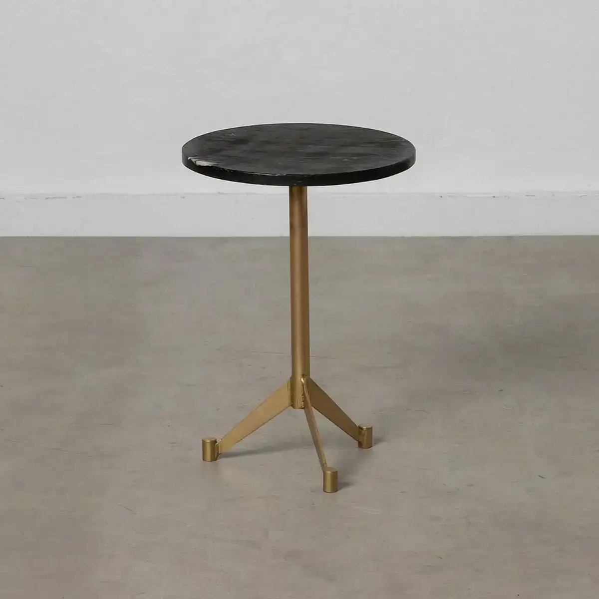 Table d appoint 32 x 32 x 45 cm noir dore marbre fer_1030. DIAYTAR COTE D'IVOIRE - L'Art de Magasiner sans Limites. Naviguez à travers notre collection diversifiée pour trouver des produits qui élargiront vos horizons shopping.